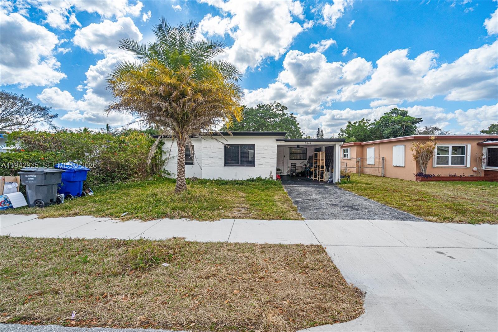 HOLLYWOOD BEACH HEIGHTS S - Residential