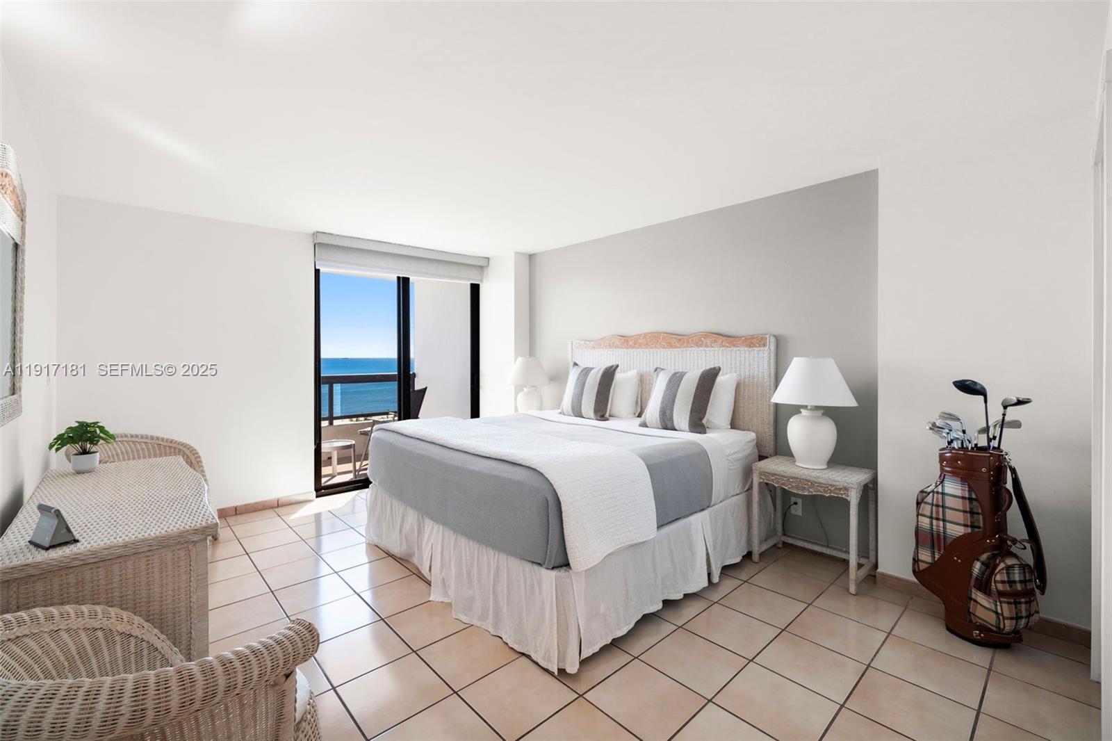 CLUB ATLANTIS CONDO - Residential