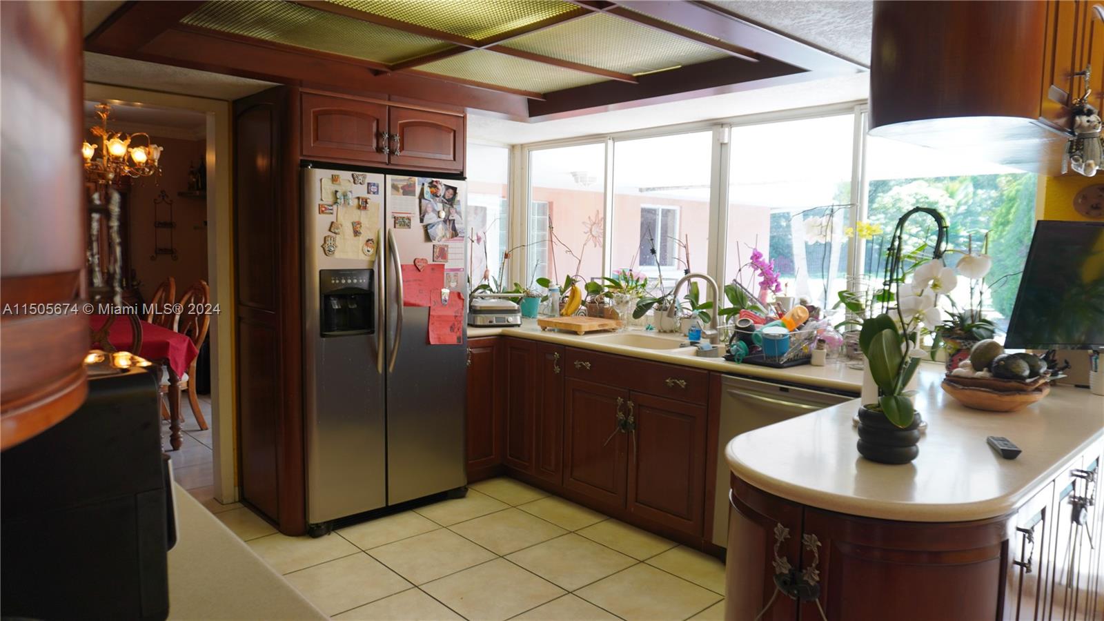 12 56 38 .94 AC E150FT OF - Residential