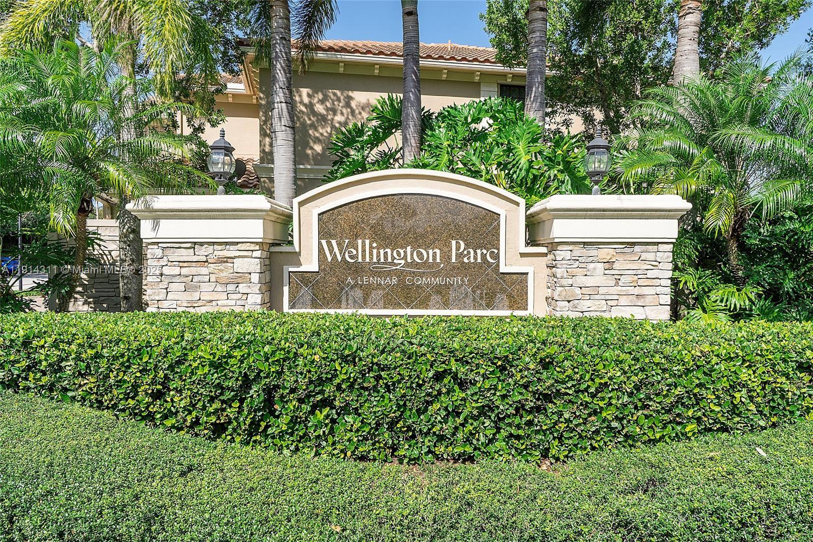WELLINGTON PARC - Residential Lease