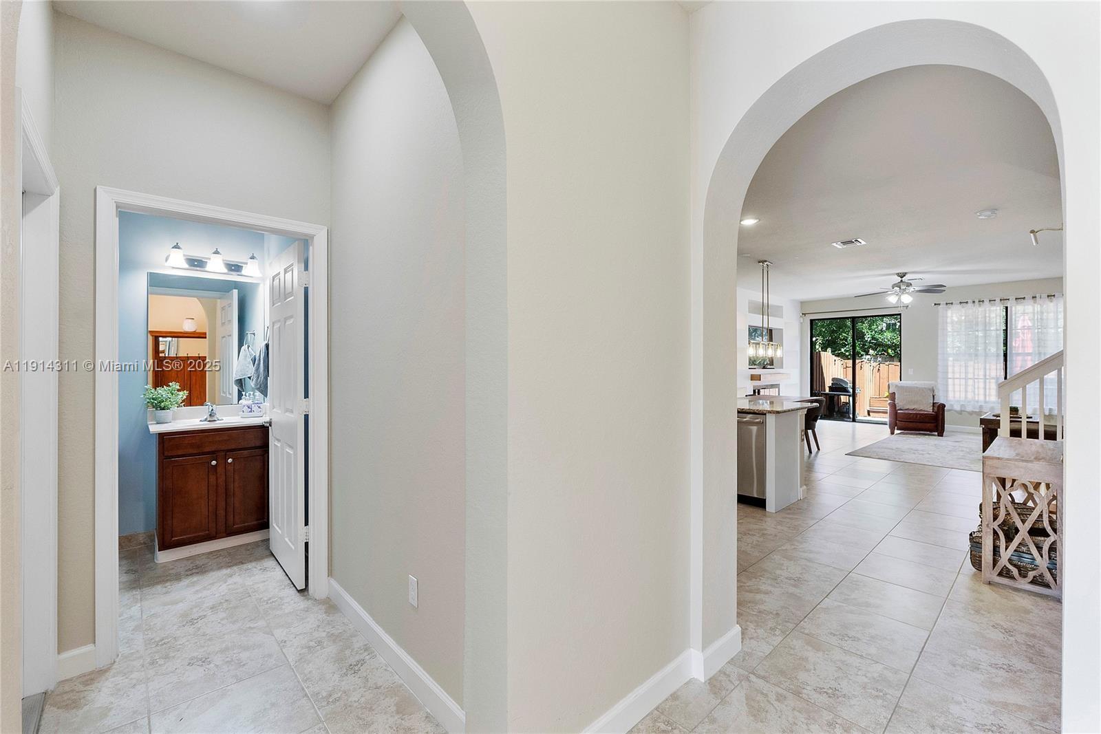 WELLINGTON PARC - Residential Lease