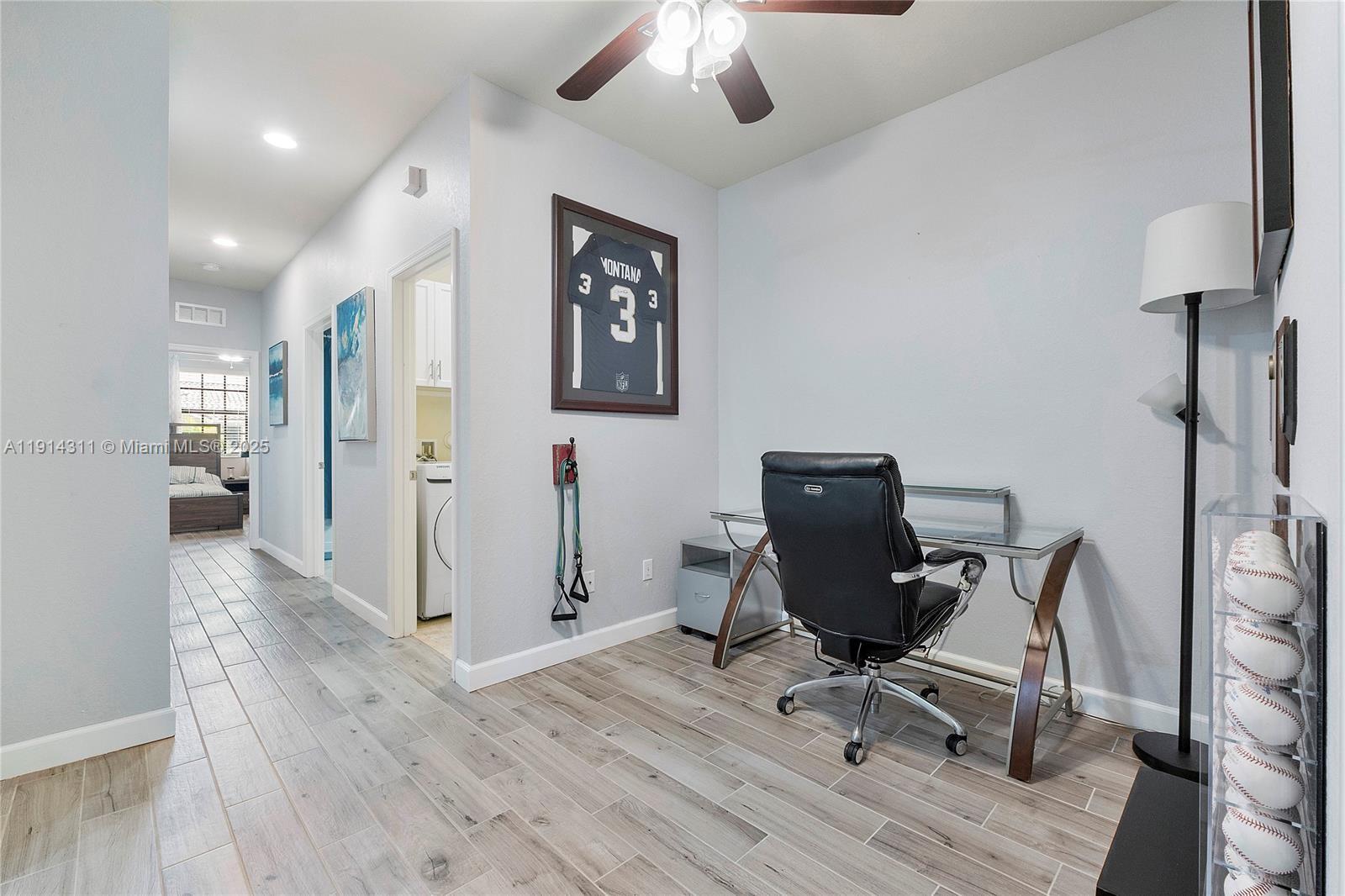 WELLINGTON PARC - Residential Lease