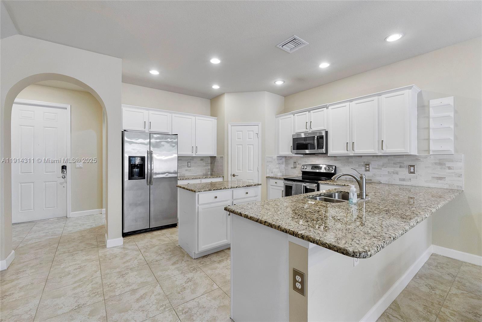 WELLINGTON PARC - Residential Lease