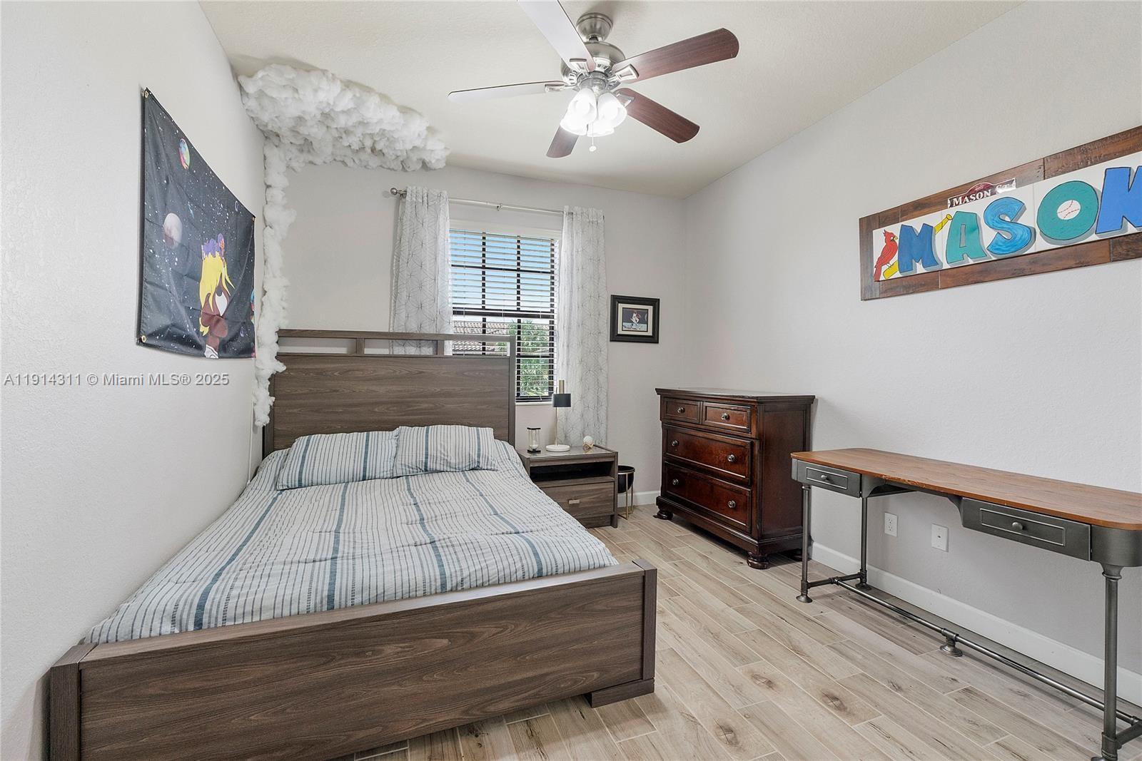 WELLINGTON PARC - Residential Lease