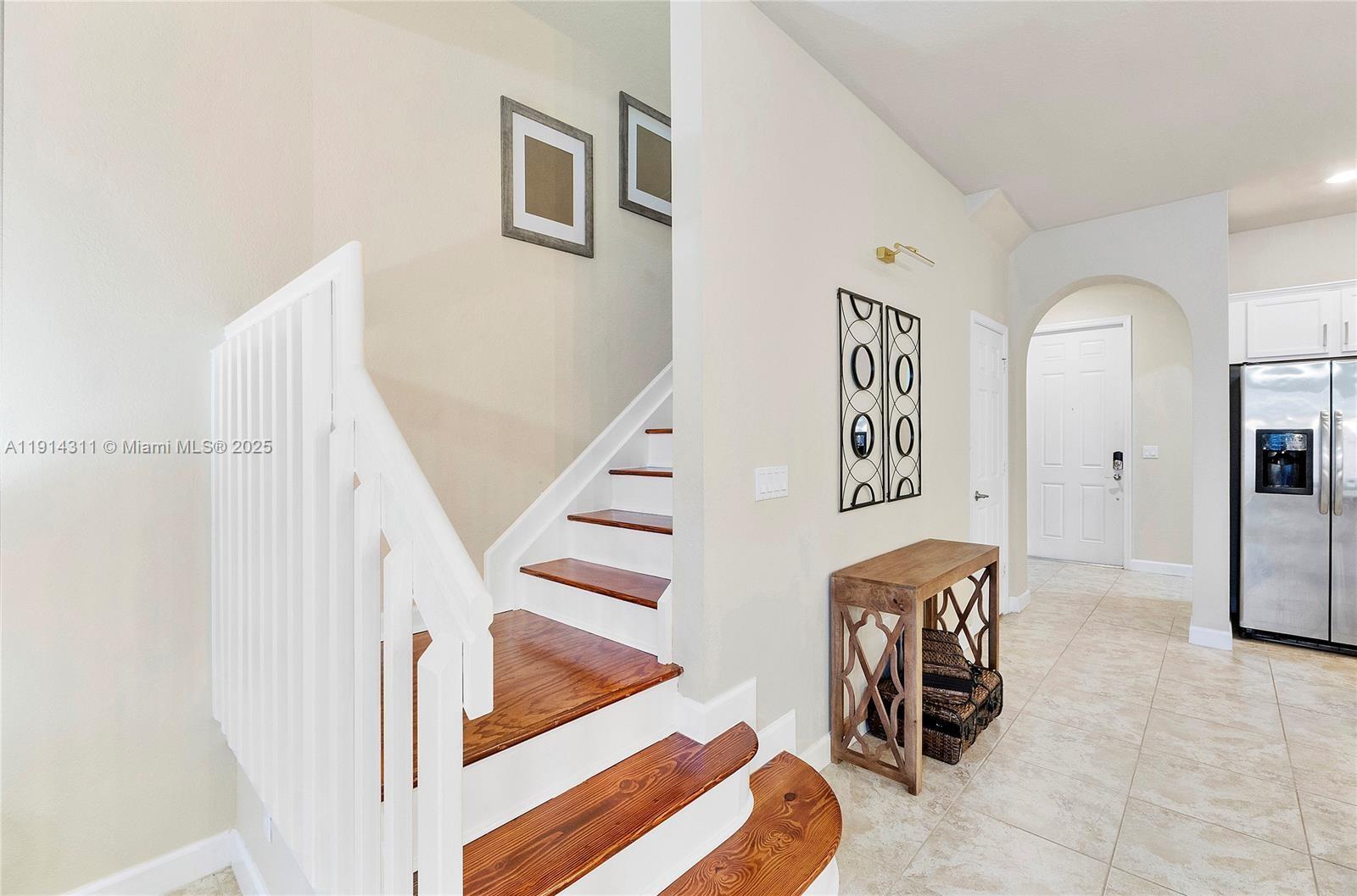 WELLINGTON PARC - Residential Lease