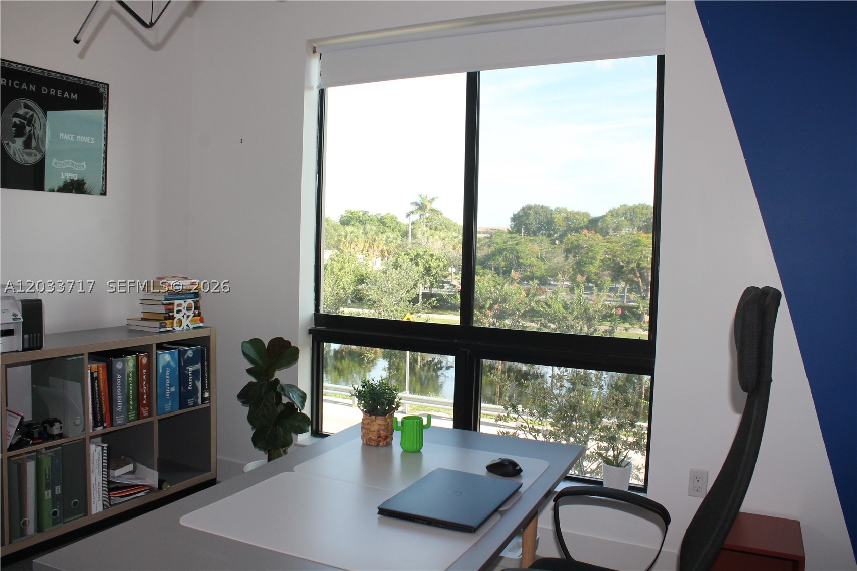 URBANA AT RESIDENCES - Residential