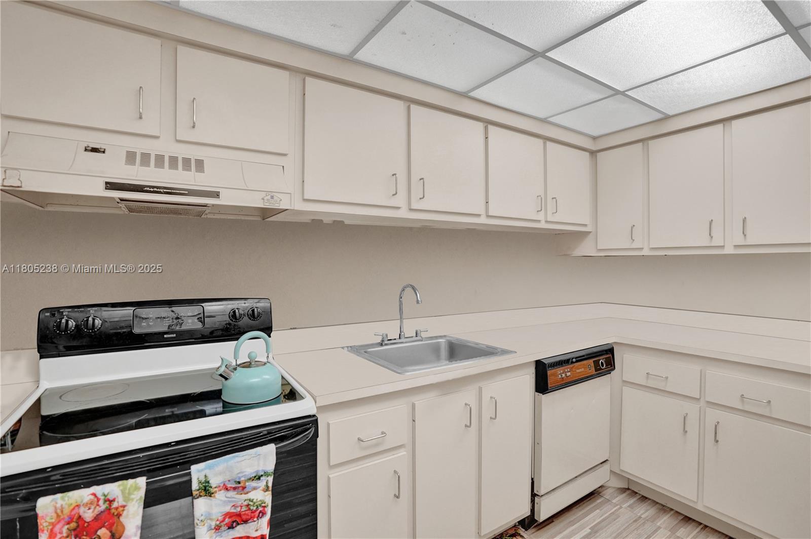 INVERRARY GARDENS CONDO I - Residential