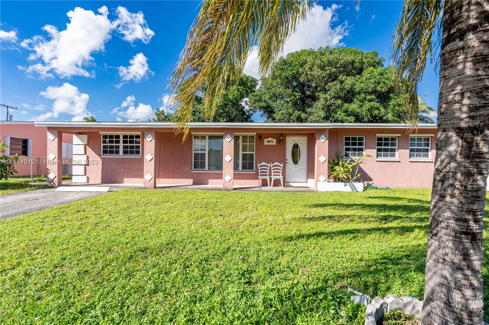 CAROL CITY 1 ST ADDN - Residential