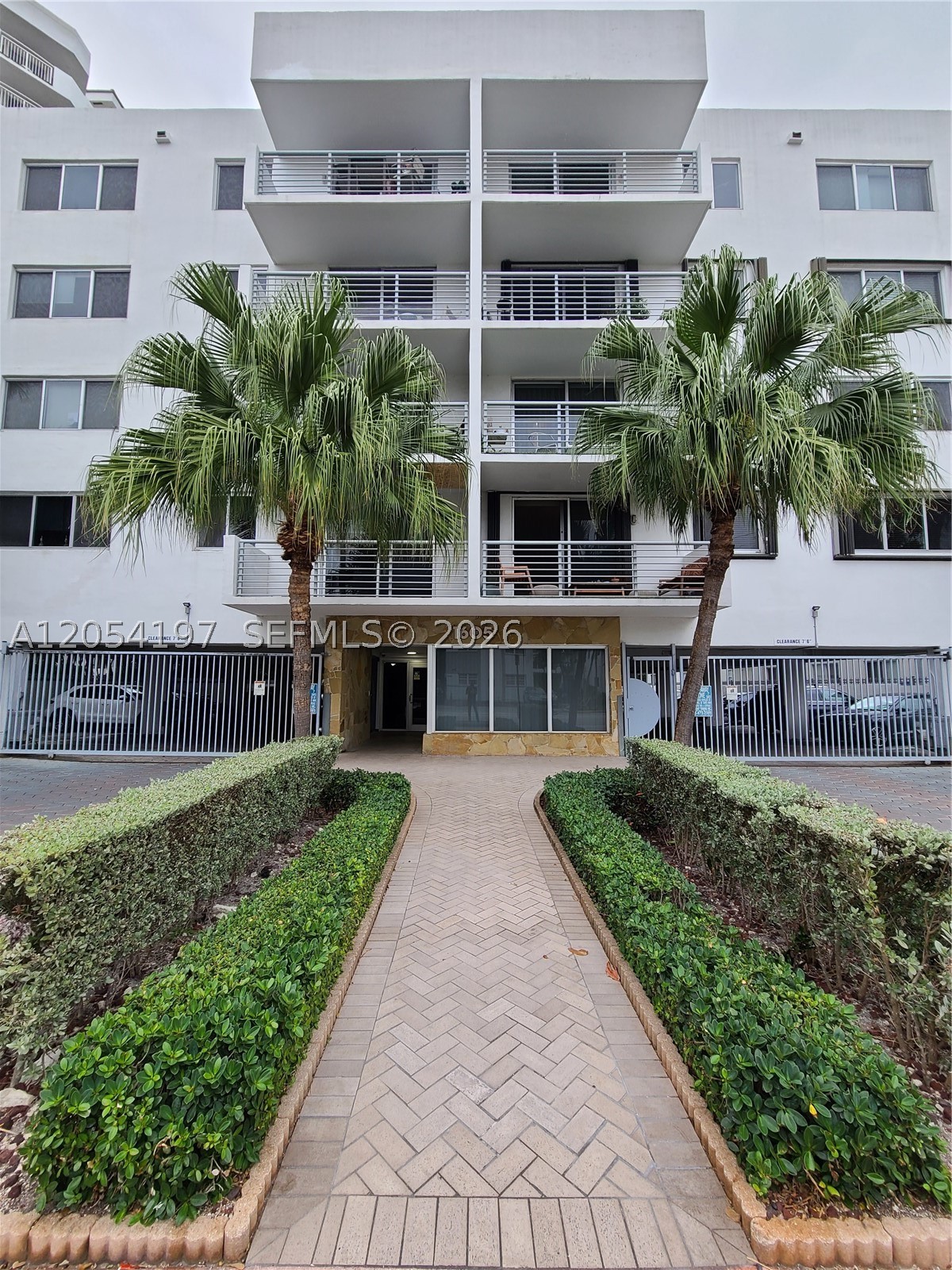 BAY POINT EAST CONDO - Residential Lease