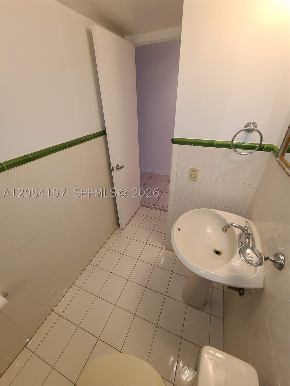 BAY POINT EAST CONDO - Residential Lease