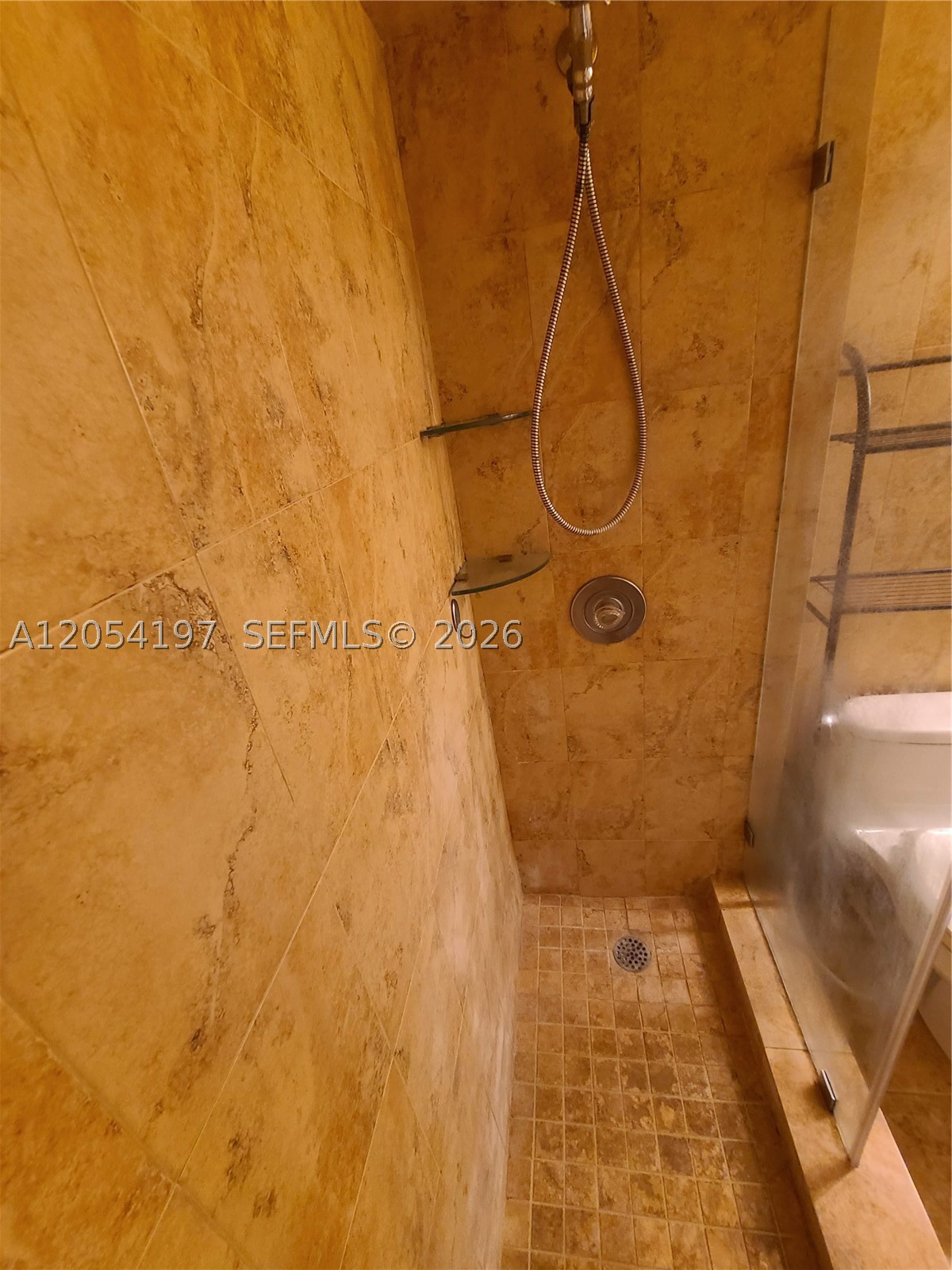 BAY POINT EAST CONDO - Residential Lease