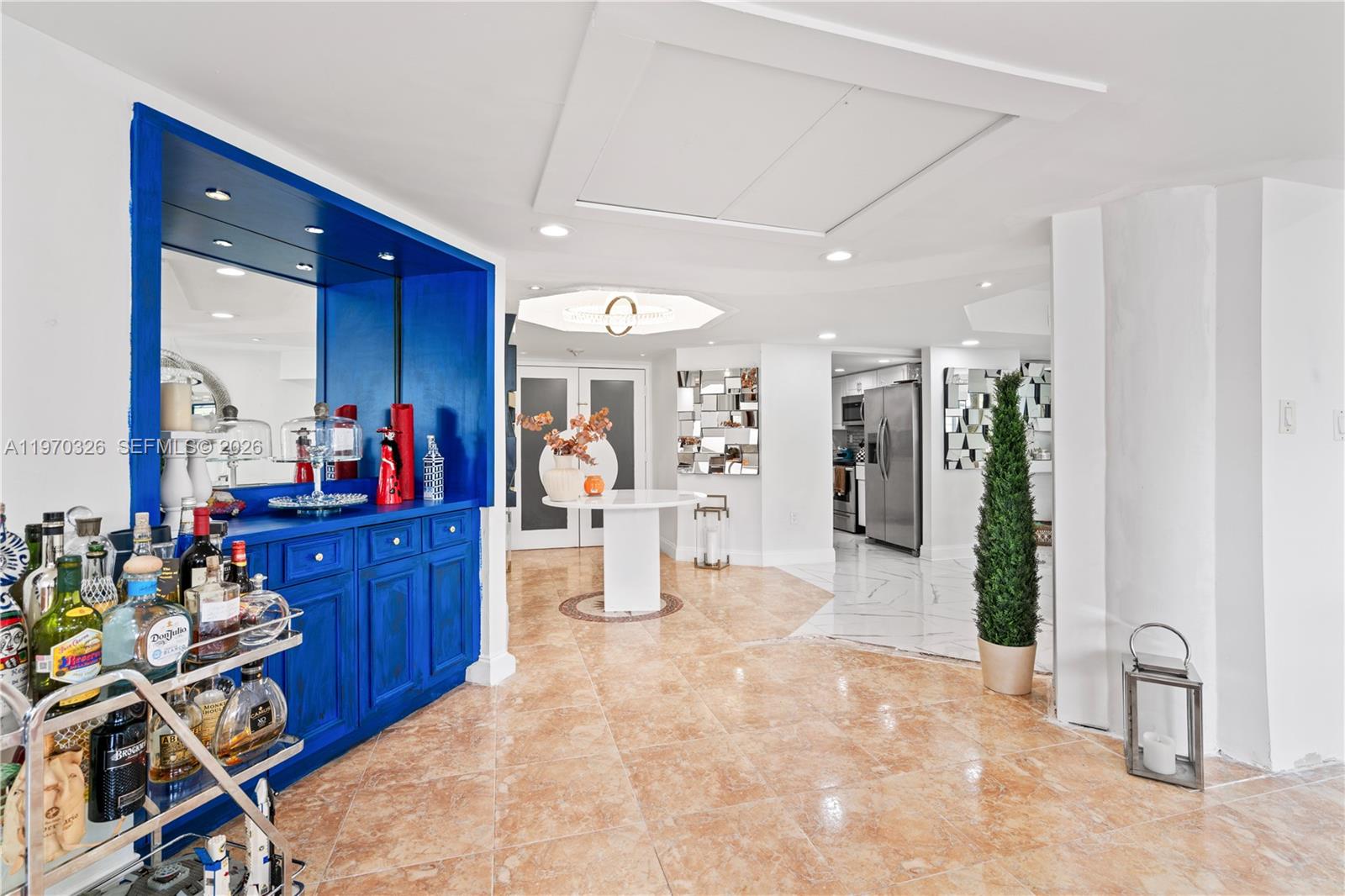 FOUR AMBASSADORS CONDO - Residential