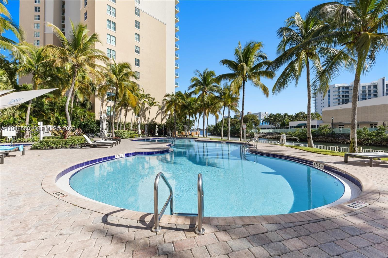 AVENTURA MARINA CONDO NUM - Residential