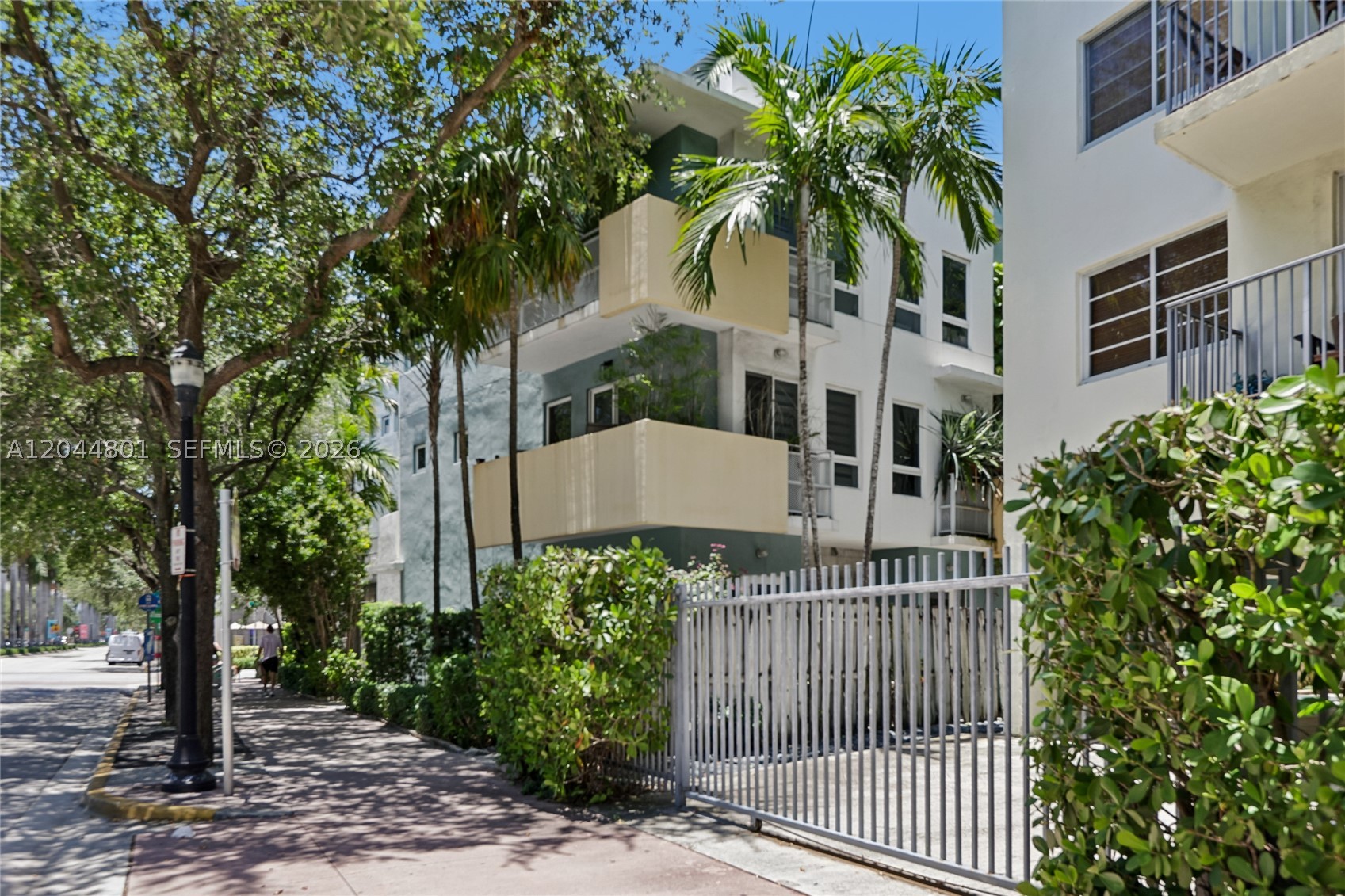 WASHINGTON CORNER CONDO - Residential