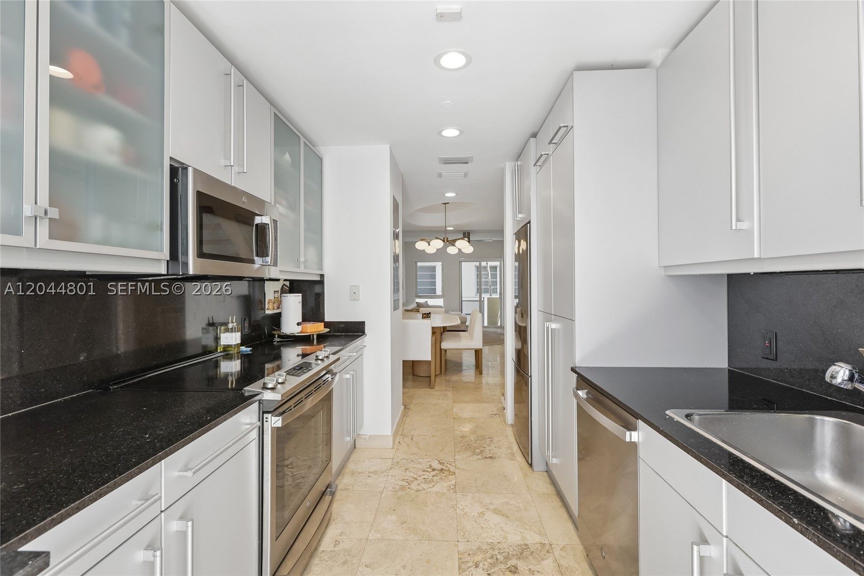 WASHINGTON CORNER CONDO - Residential
