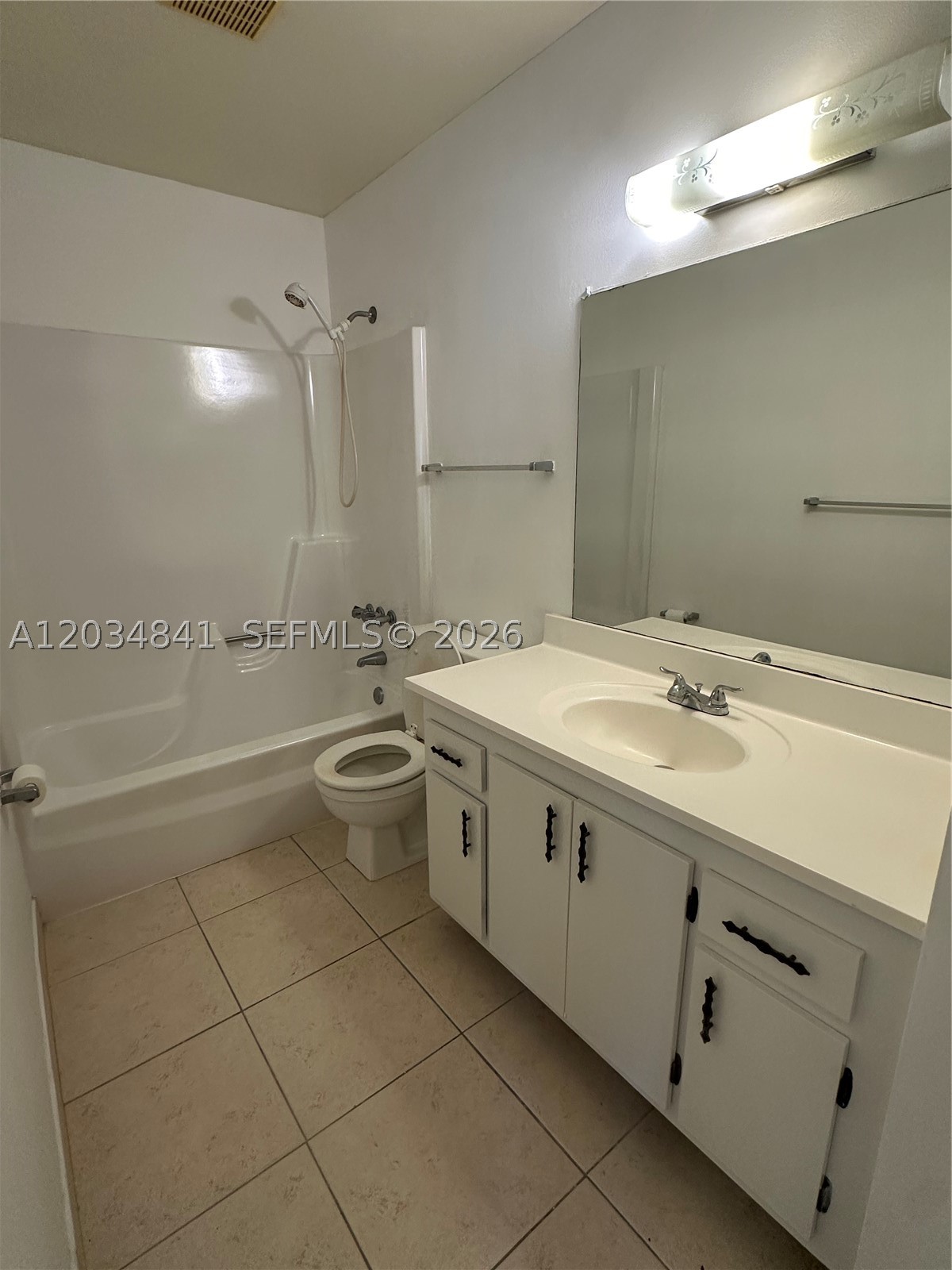 LA PINATA CONDO - Residential Lease