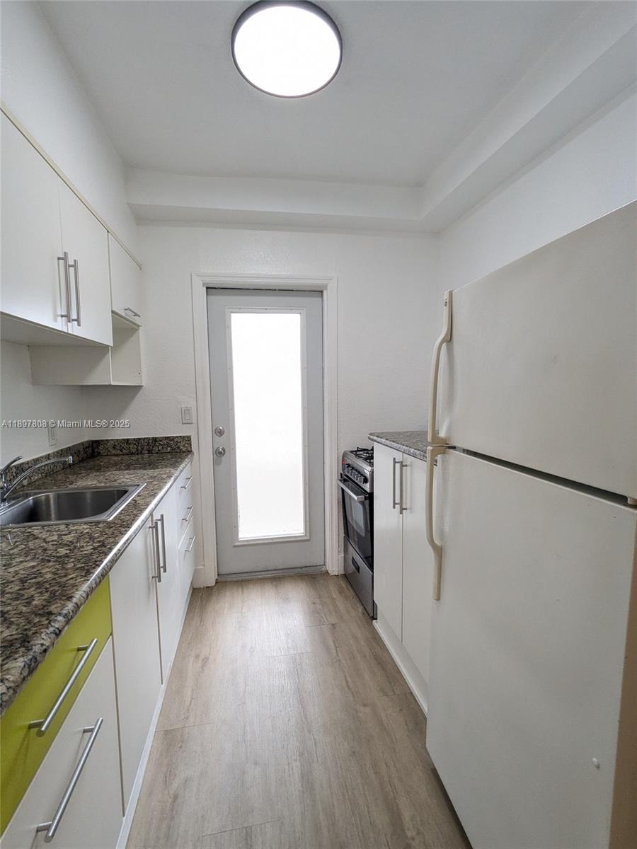 SAPPHIRE NOBE - Residential Lease