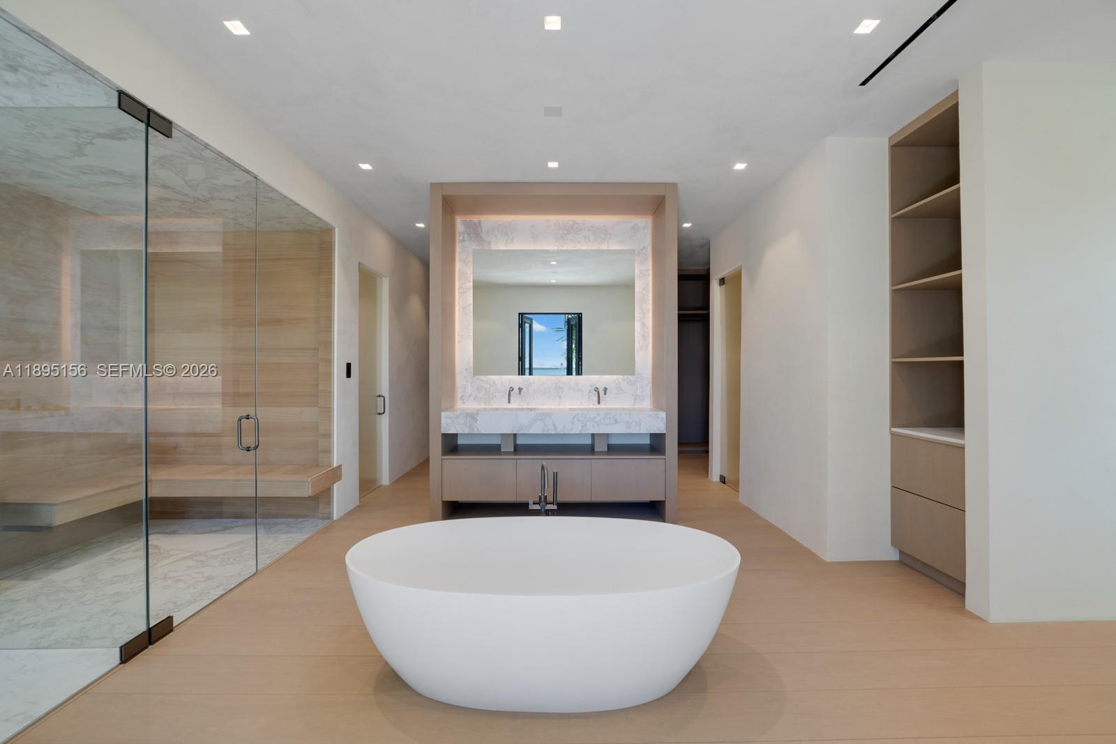 LA GORCE GOLF SUB - Residential
