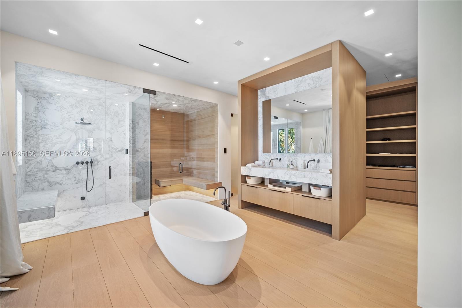 LA GORCE GOLF SUB - Residential