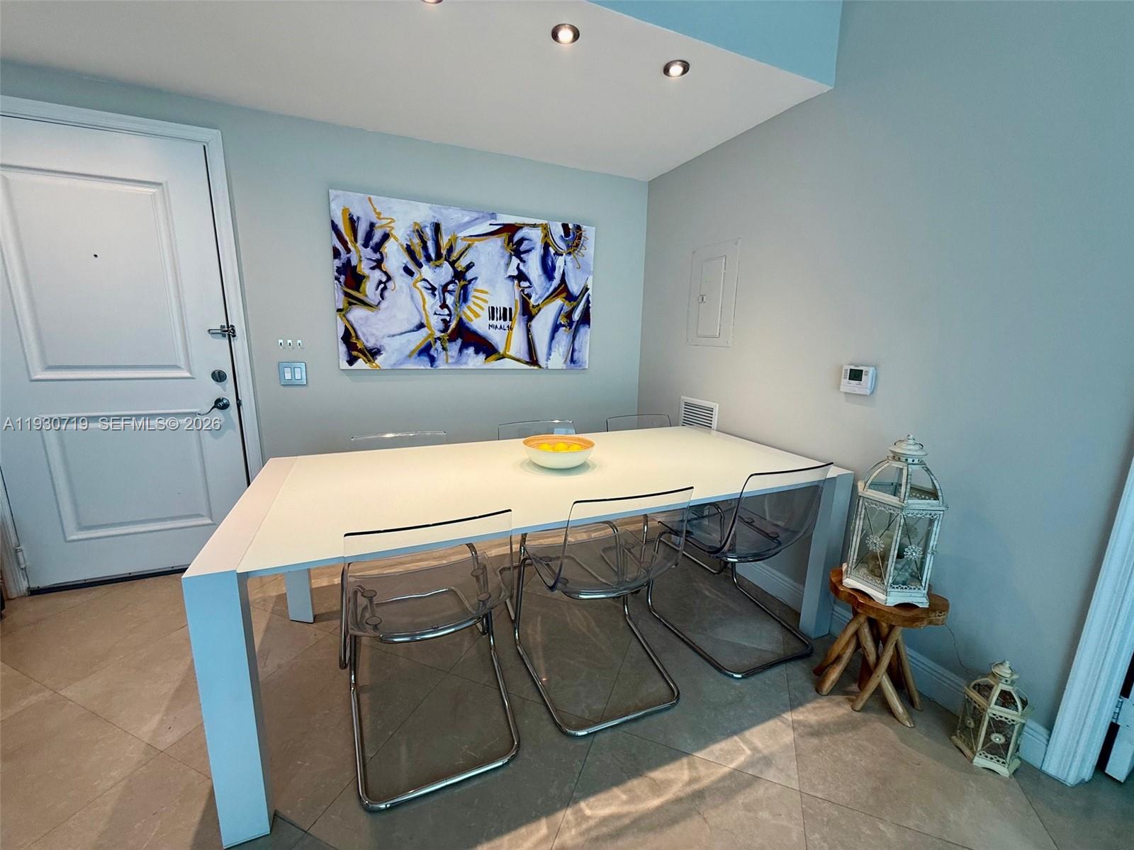 PLATINUM CONDO - Residential Lease