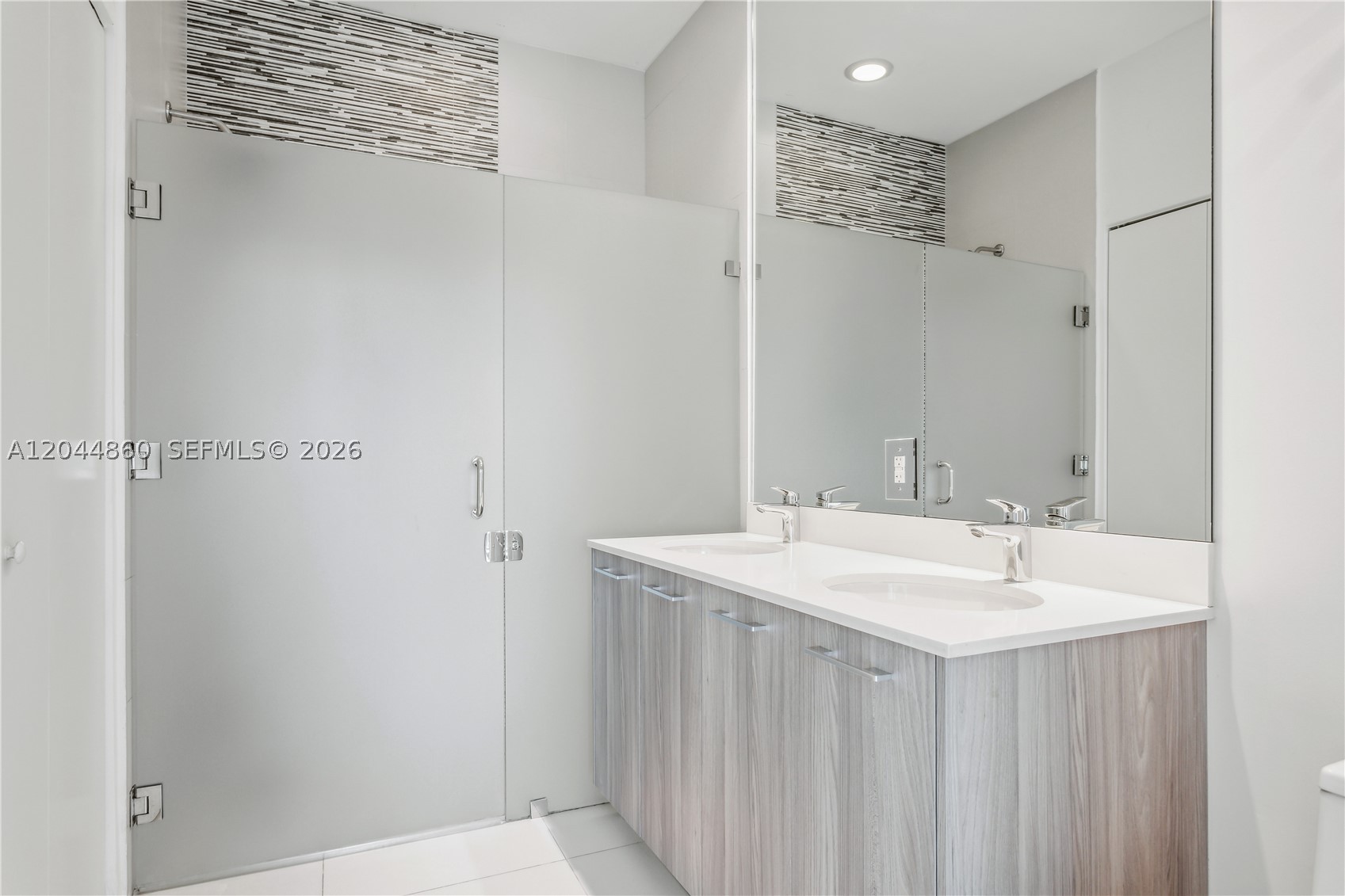 PARAISO BAYVIEWS CONDO - Residential