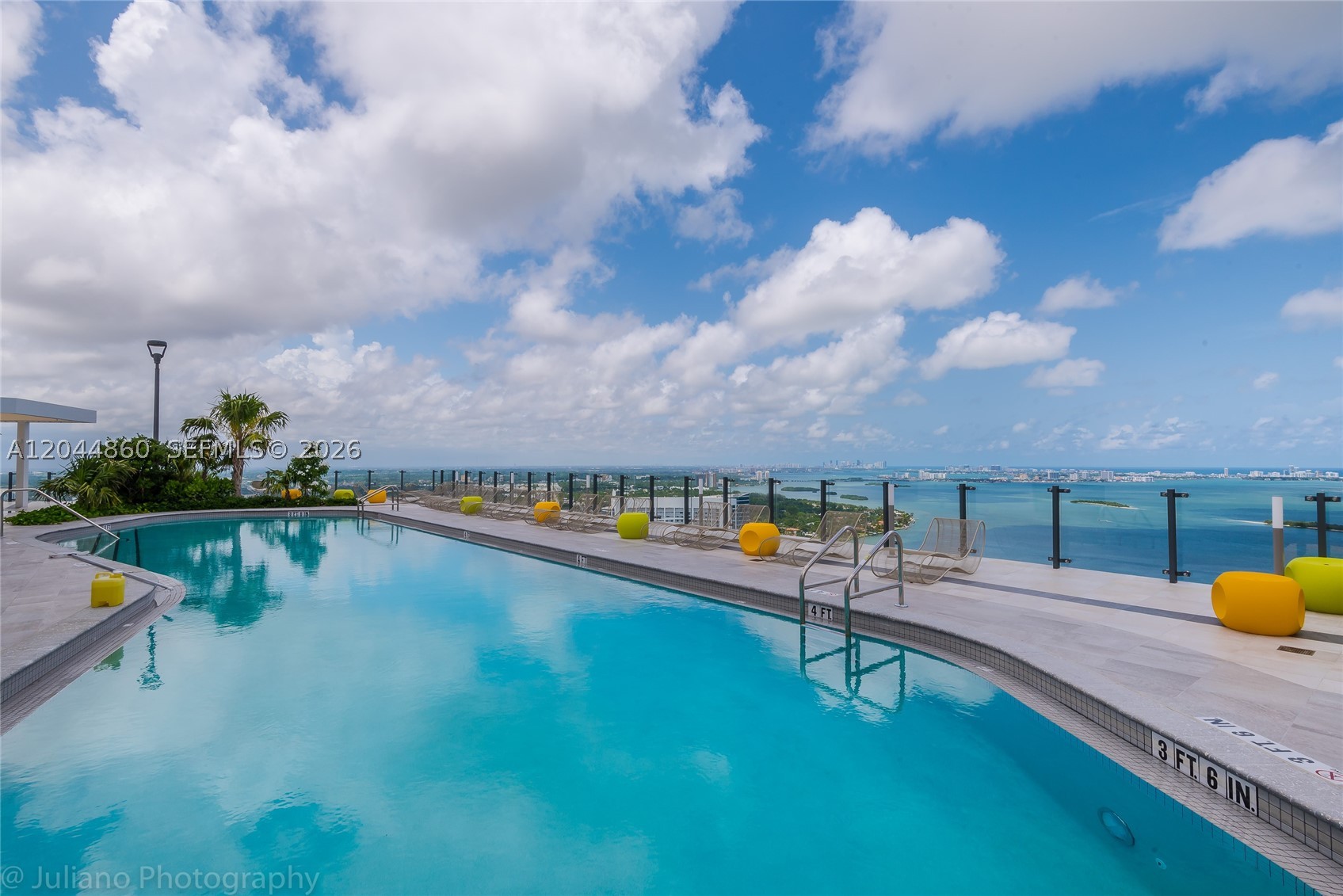 PARAISO BAYVIEWS CONDO - Residential