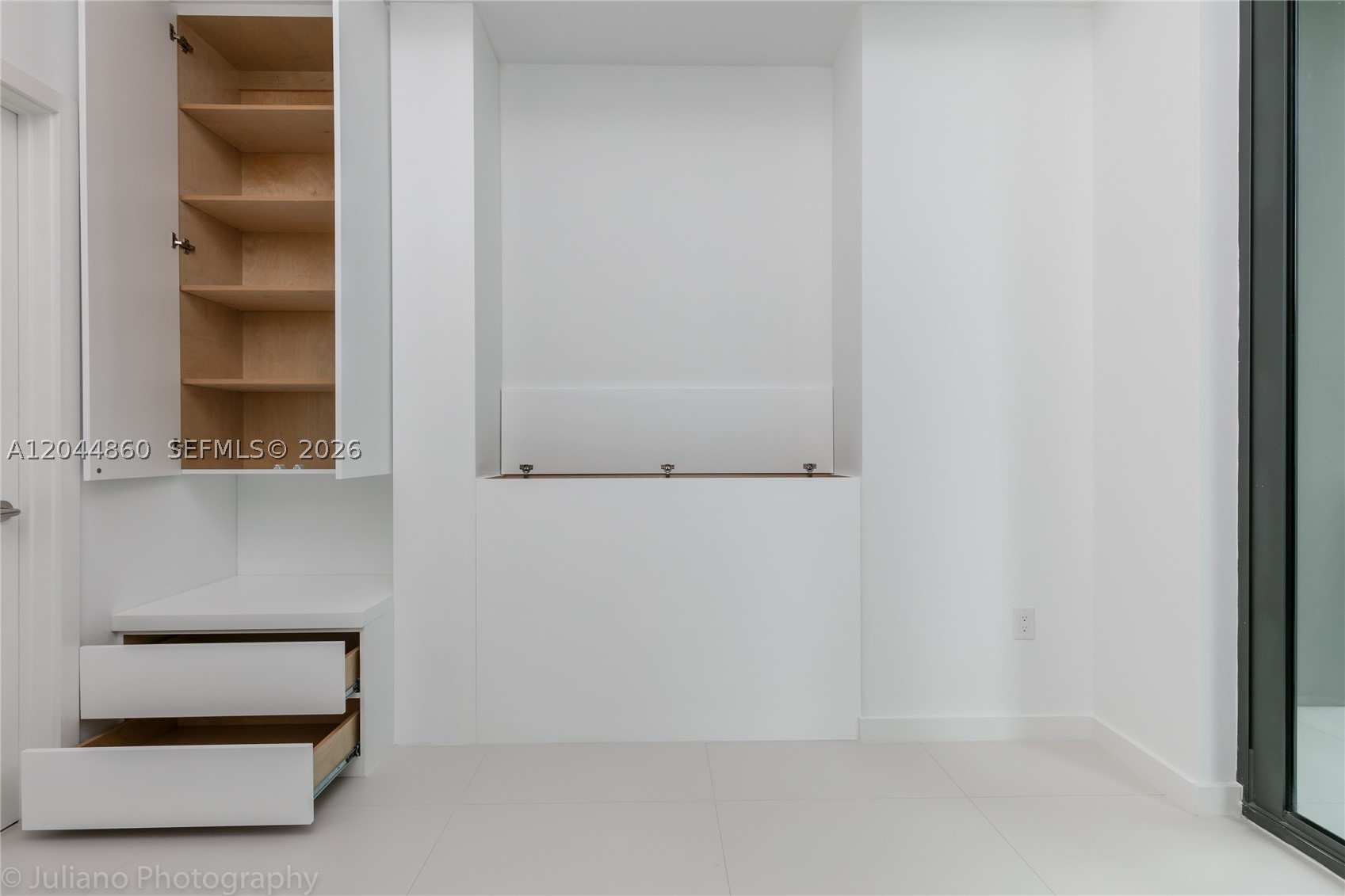 PARAISO BAYVIEWS CONDO - Residential