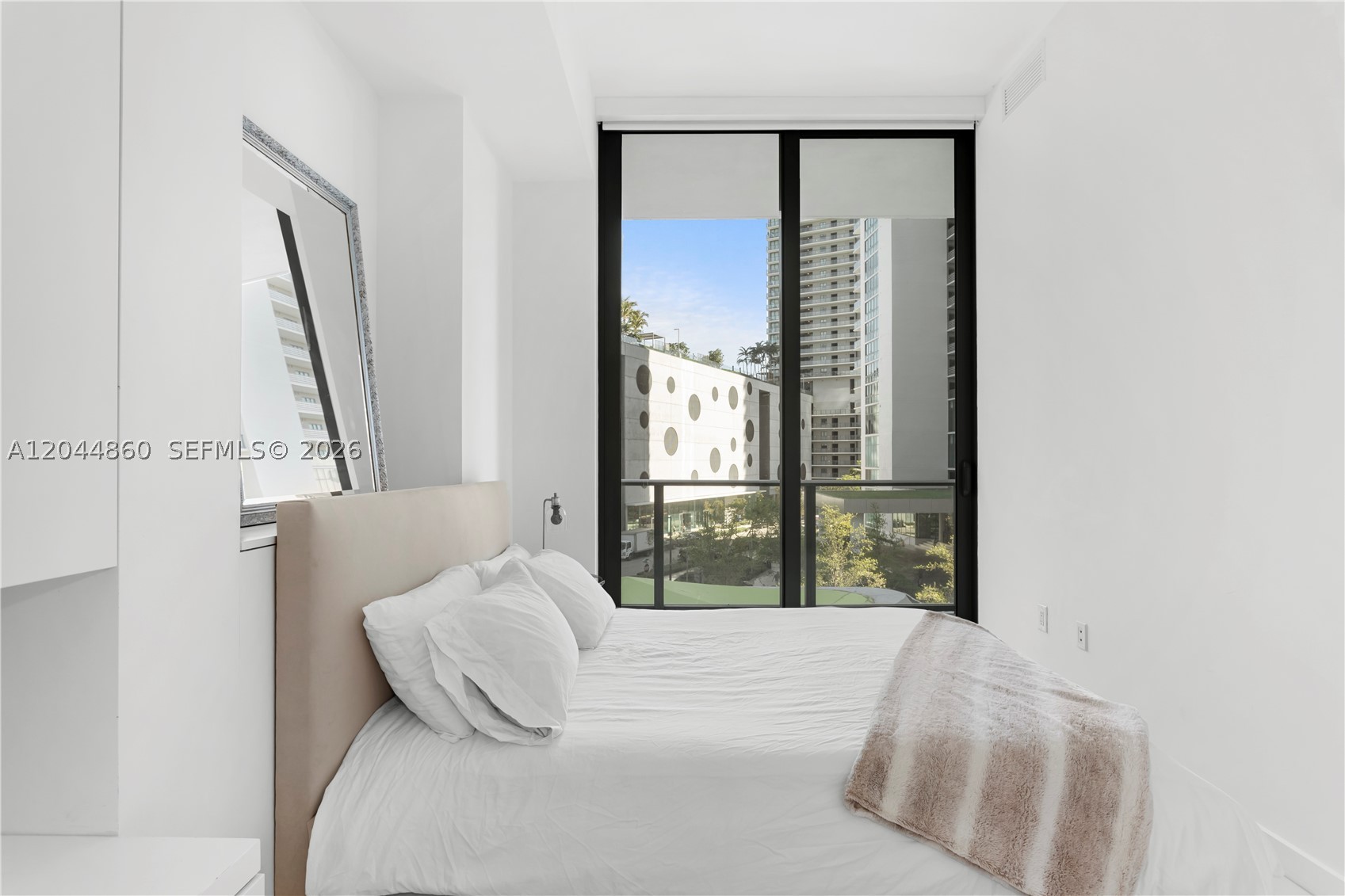 PARAISO BAYVIEWS CONDO - Residential