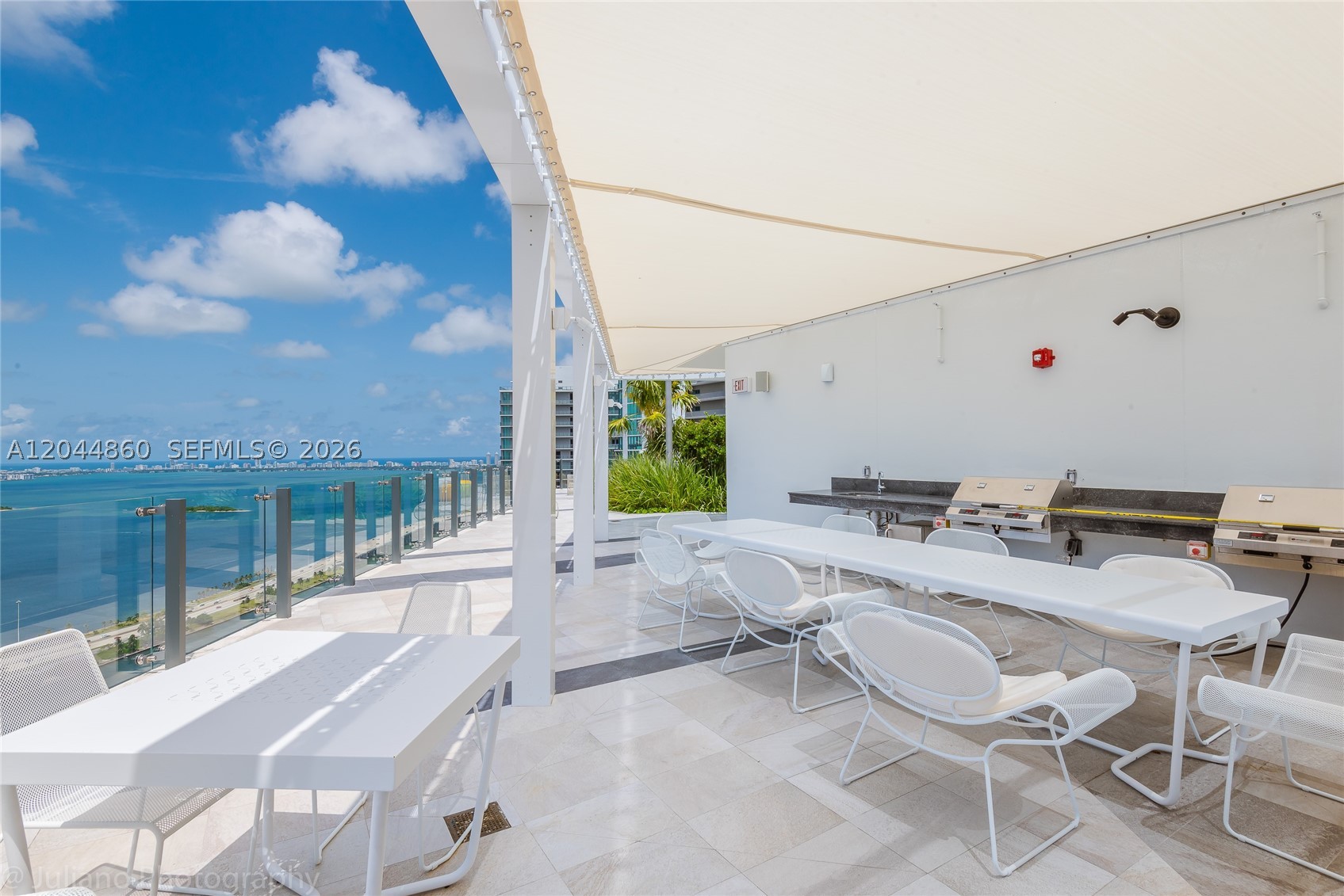 PARAISO BAYVIEWS CONDO - Residential