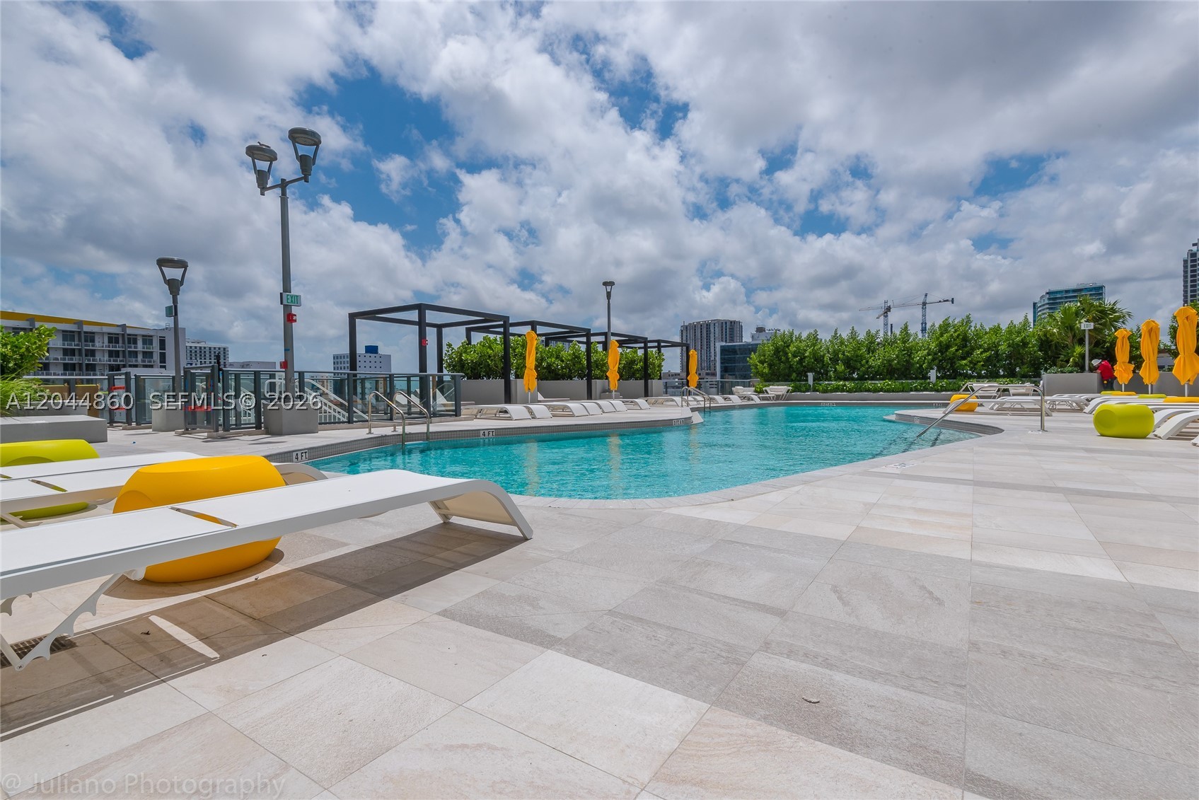 PARAISO BAYVIEWS CONDO - Residential