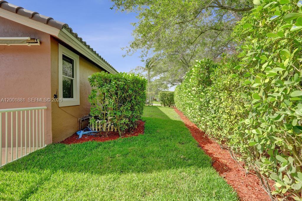 LANDINGS OF PARKLAND - Residential