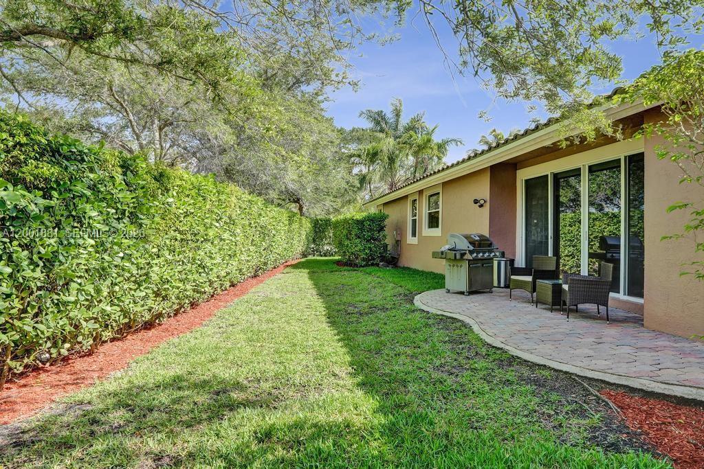 LANDINGS OF PARKLAND - Residential