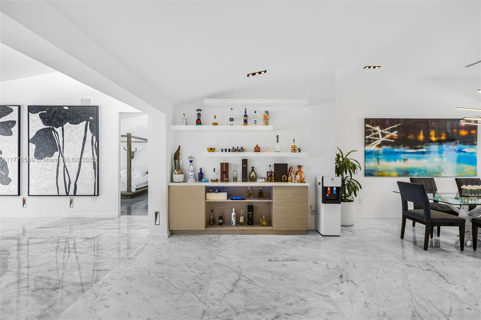 BISCAYNE POINT - Residential