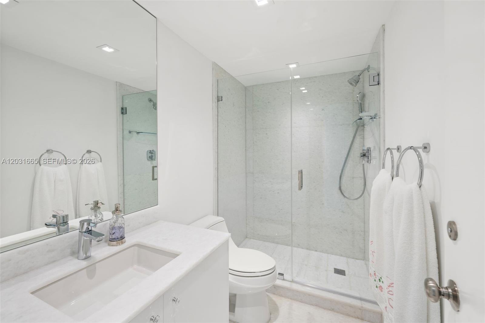 SANTA MARIA CONDO - Residential