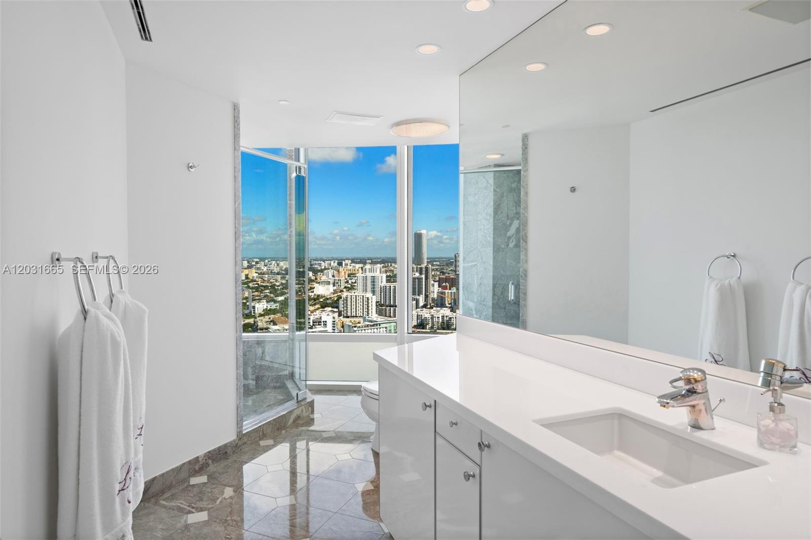 SANTA MARIA CONDO - Residential