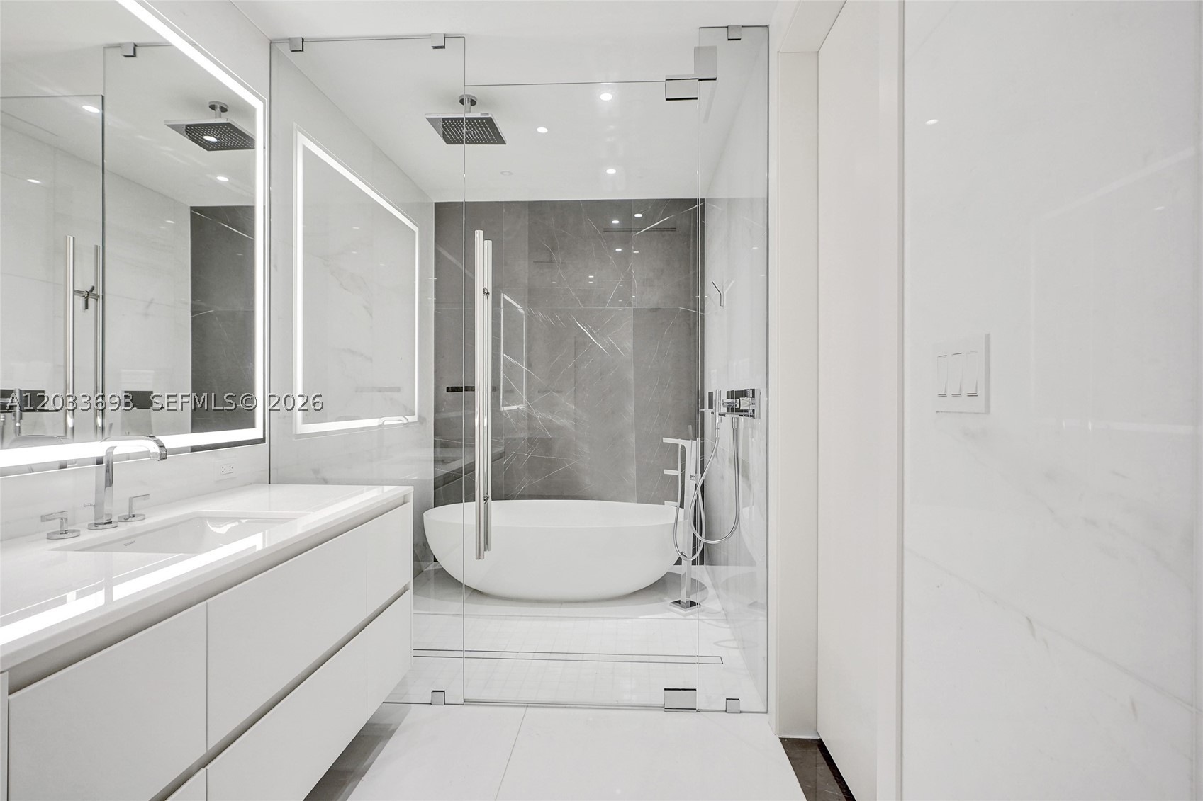 Aston Martin Residences - Residential