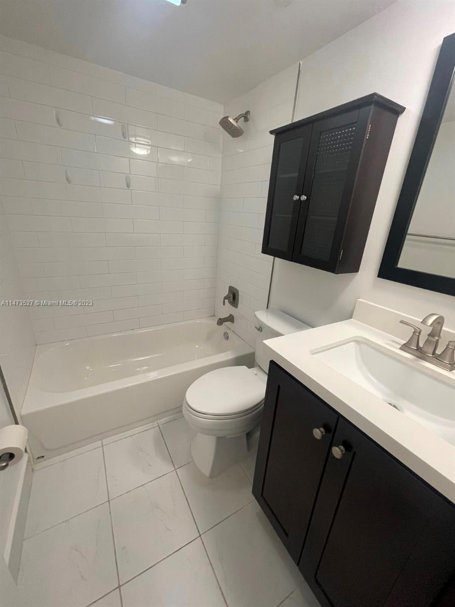KINGS CREEK SOUTH CONDO - Residential Lease