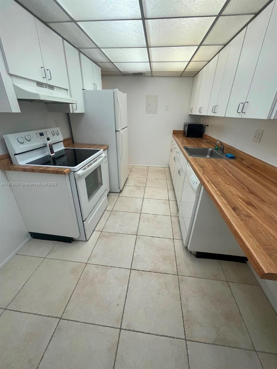 KINGS CREEK SOUTH CONDO - Residential Lease