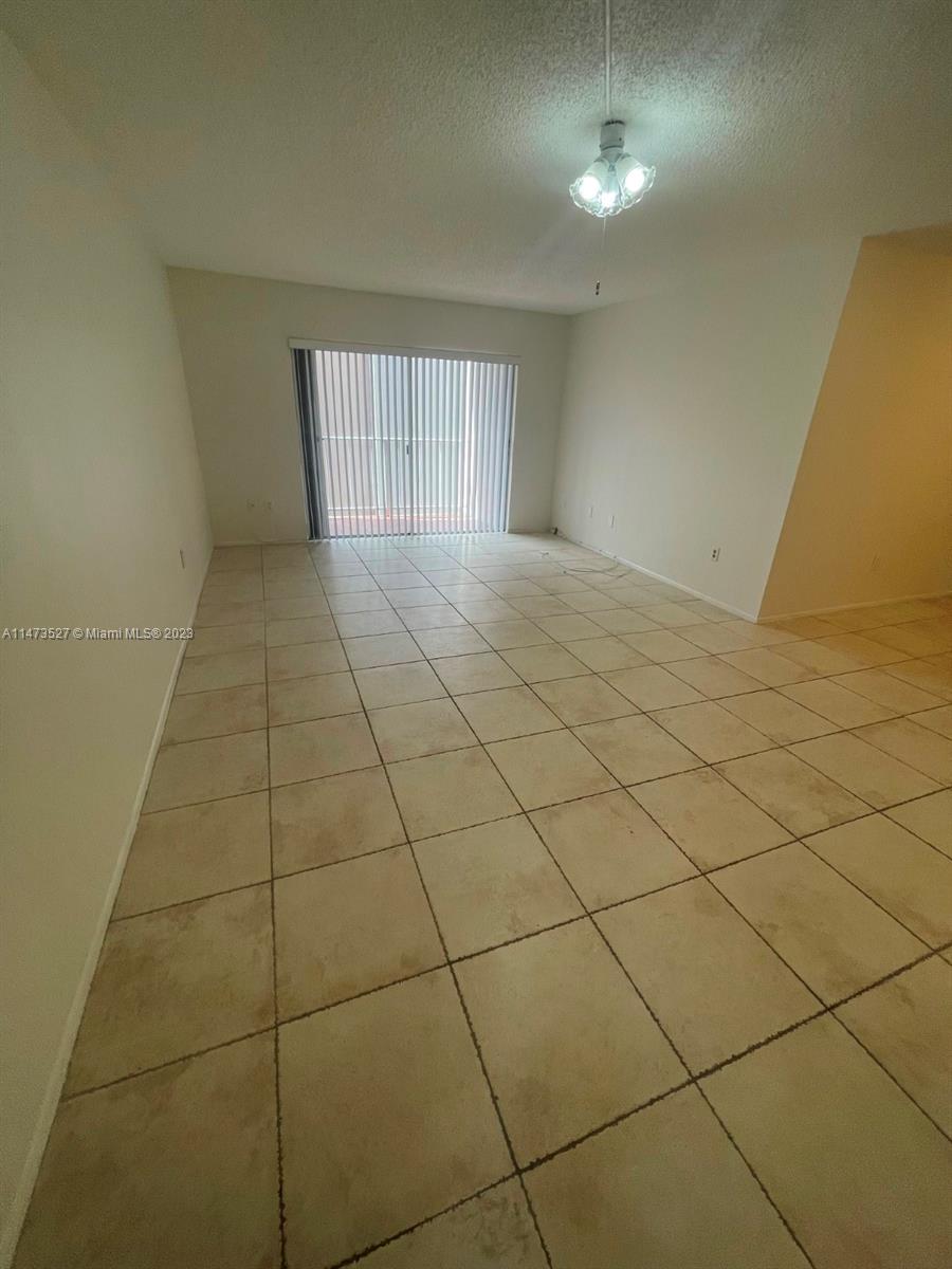KINGS CREEK SOUTH CONDO - Residential Lease