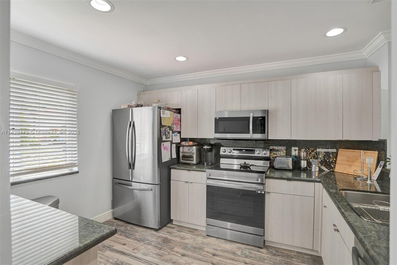 CHAPEL TRAIL II - Residential Lease