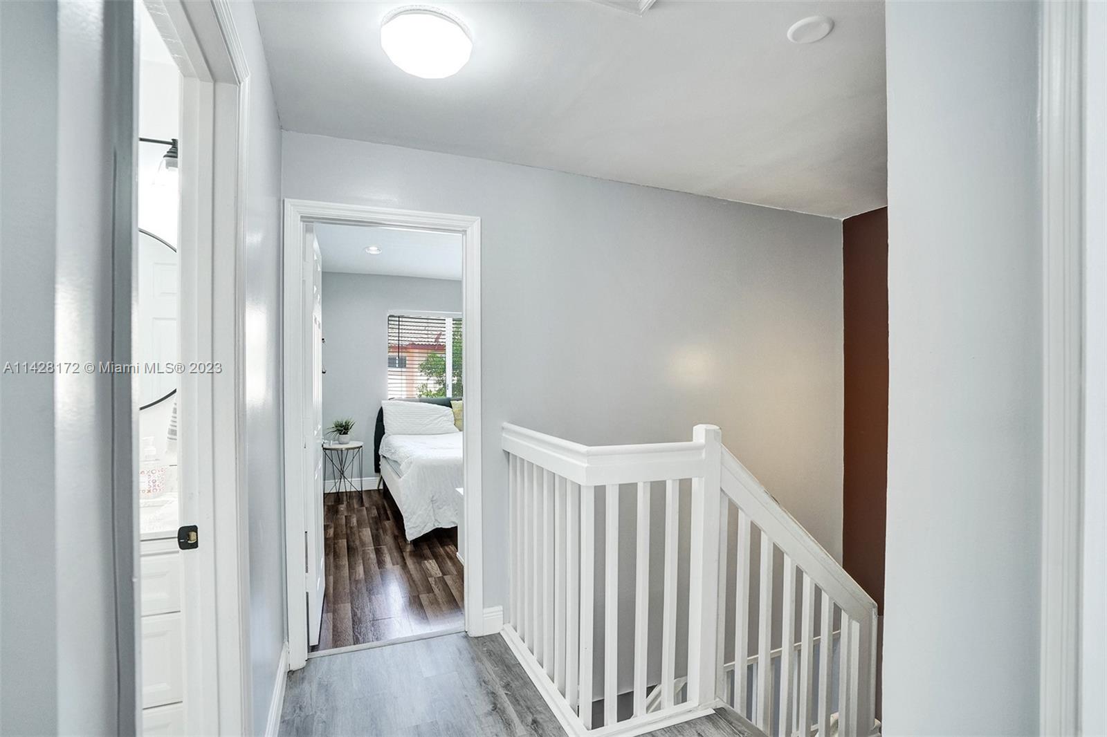 CHAPEL TRAIL II - Residential Lease