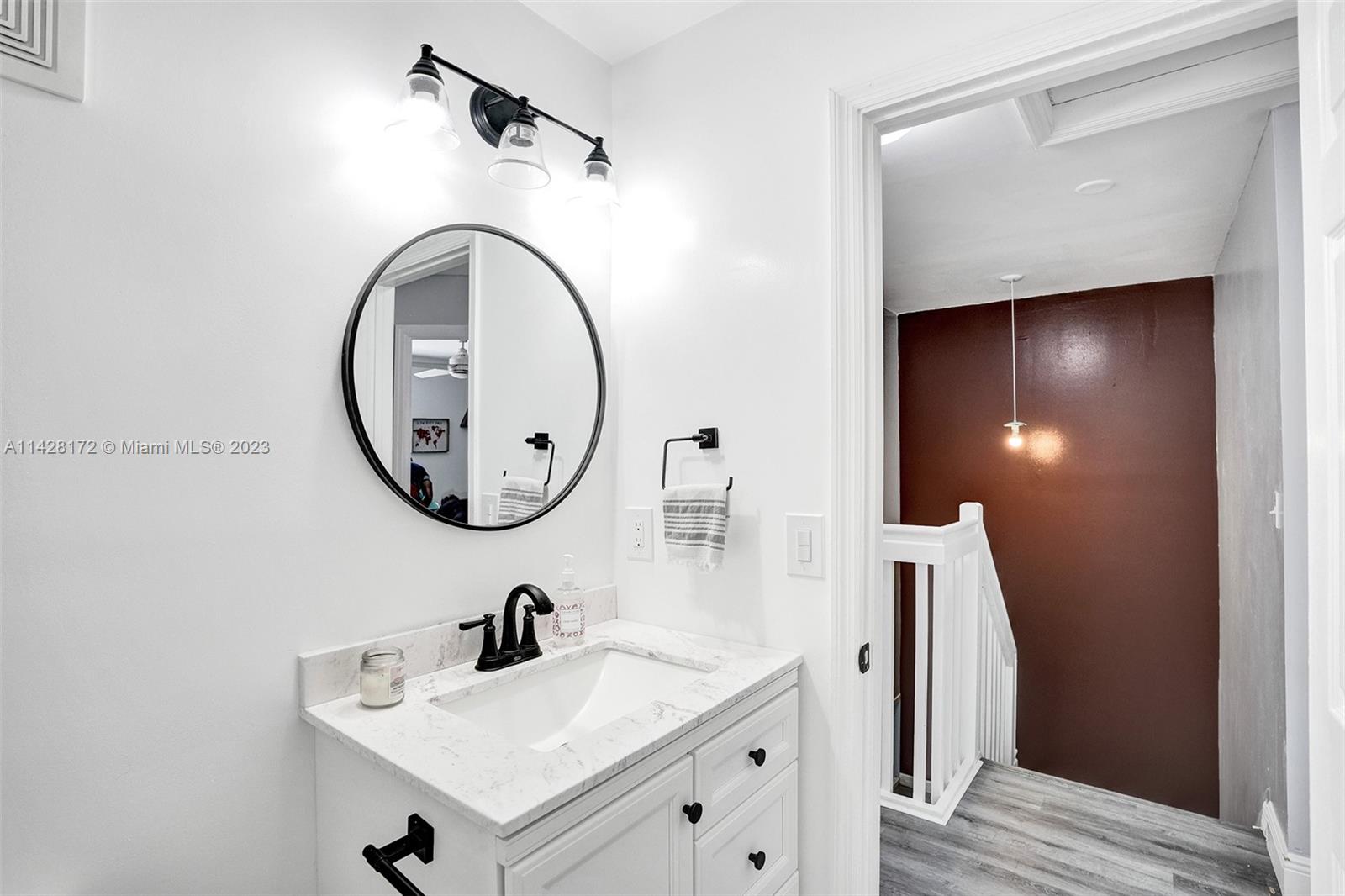 CHAPEL TRAIL II - Residential Lease