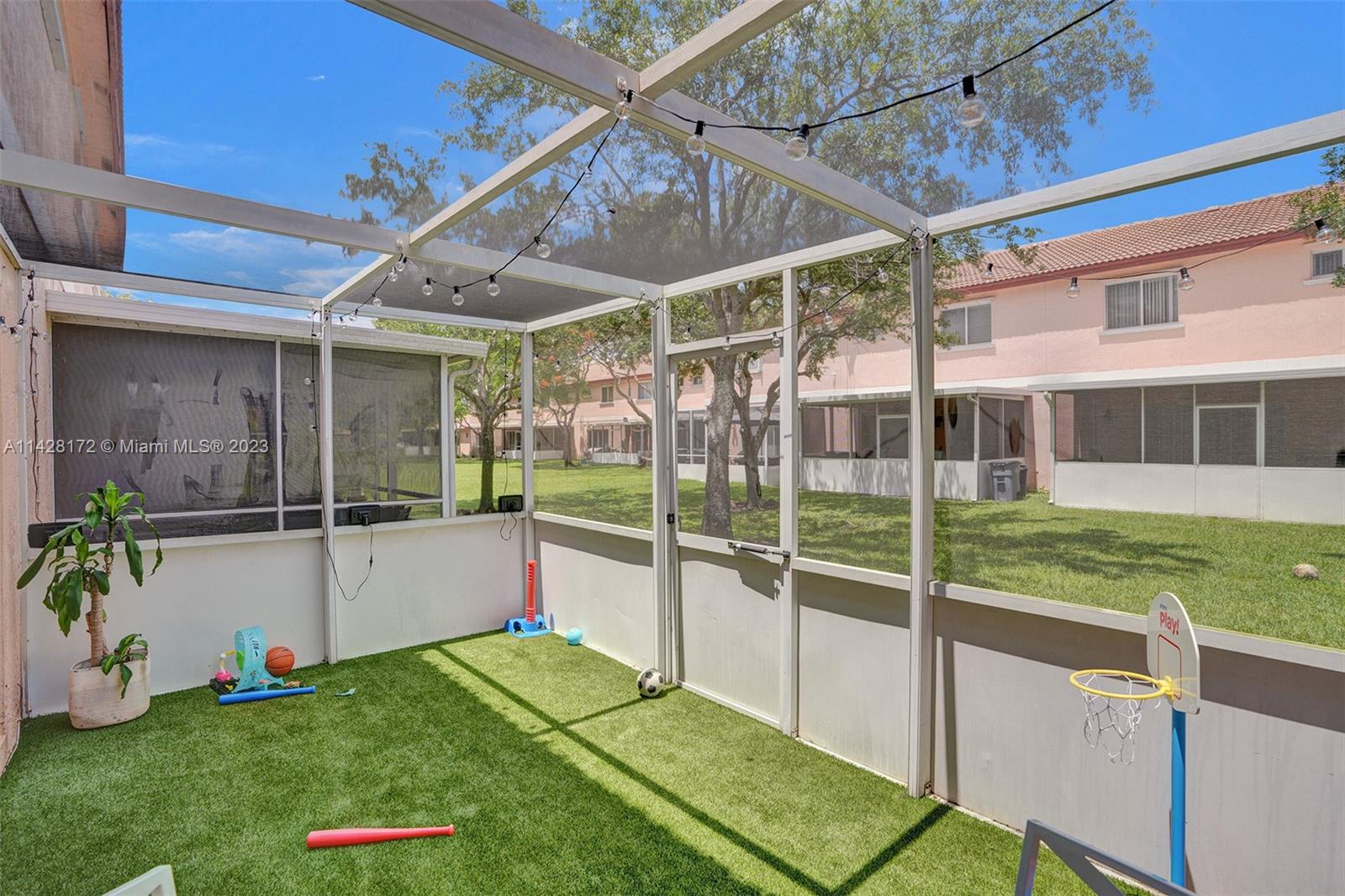 CHAPEL TRAIL II - Residential Lease