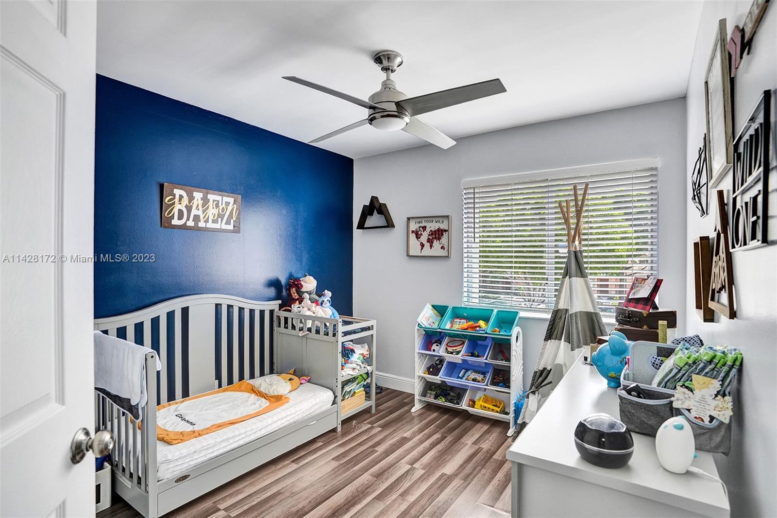 CHAPEL TRAIL II - Residential Lease