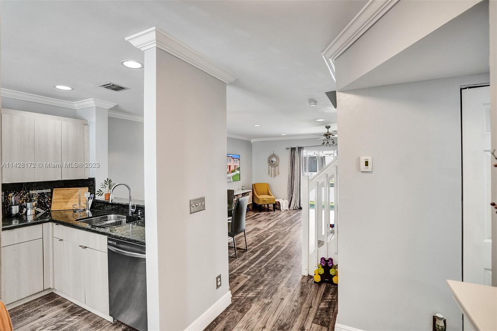 CHAPEL TRAIL II - Residential Lease