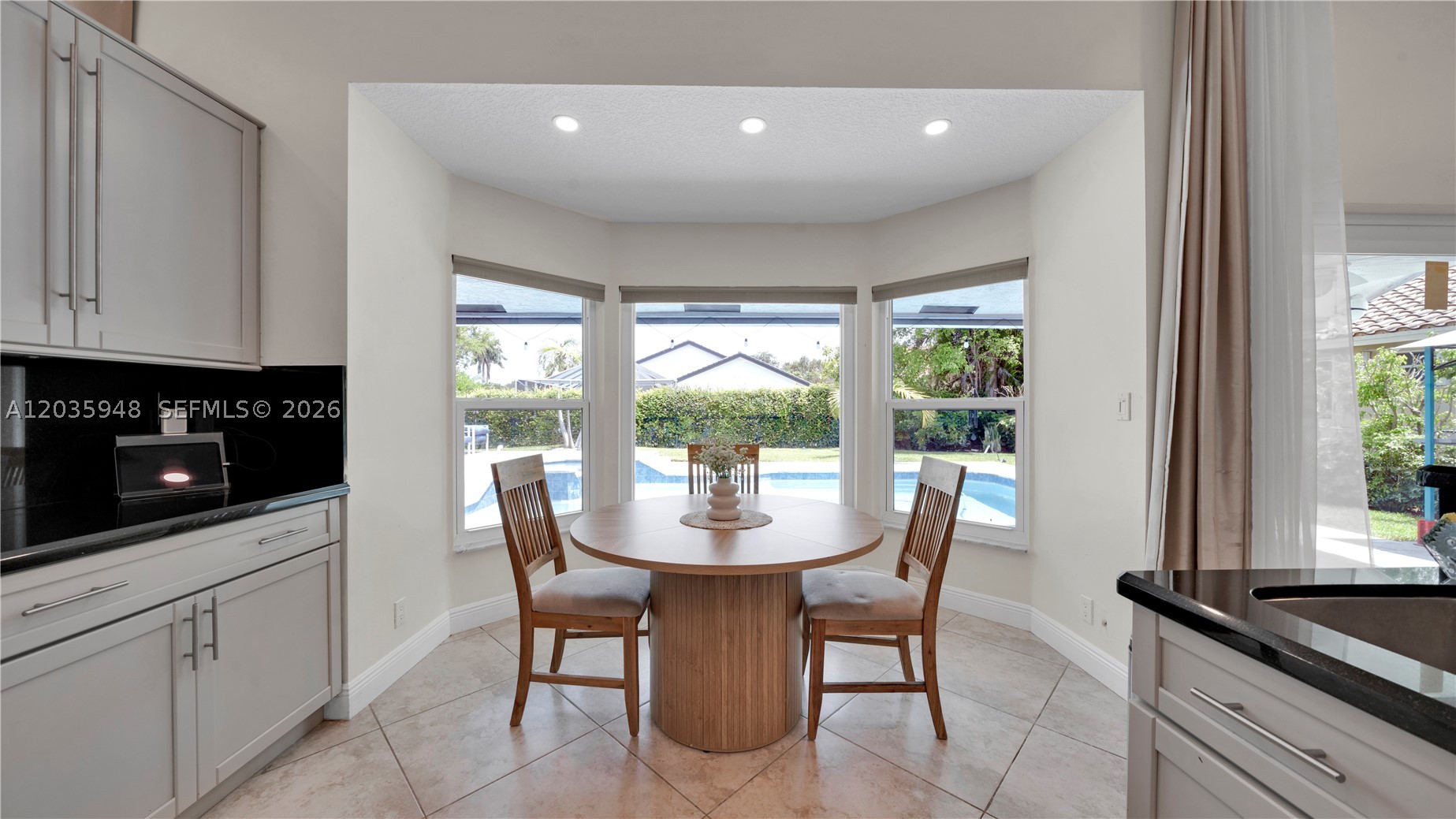 KENSINGTON - Residential
