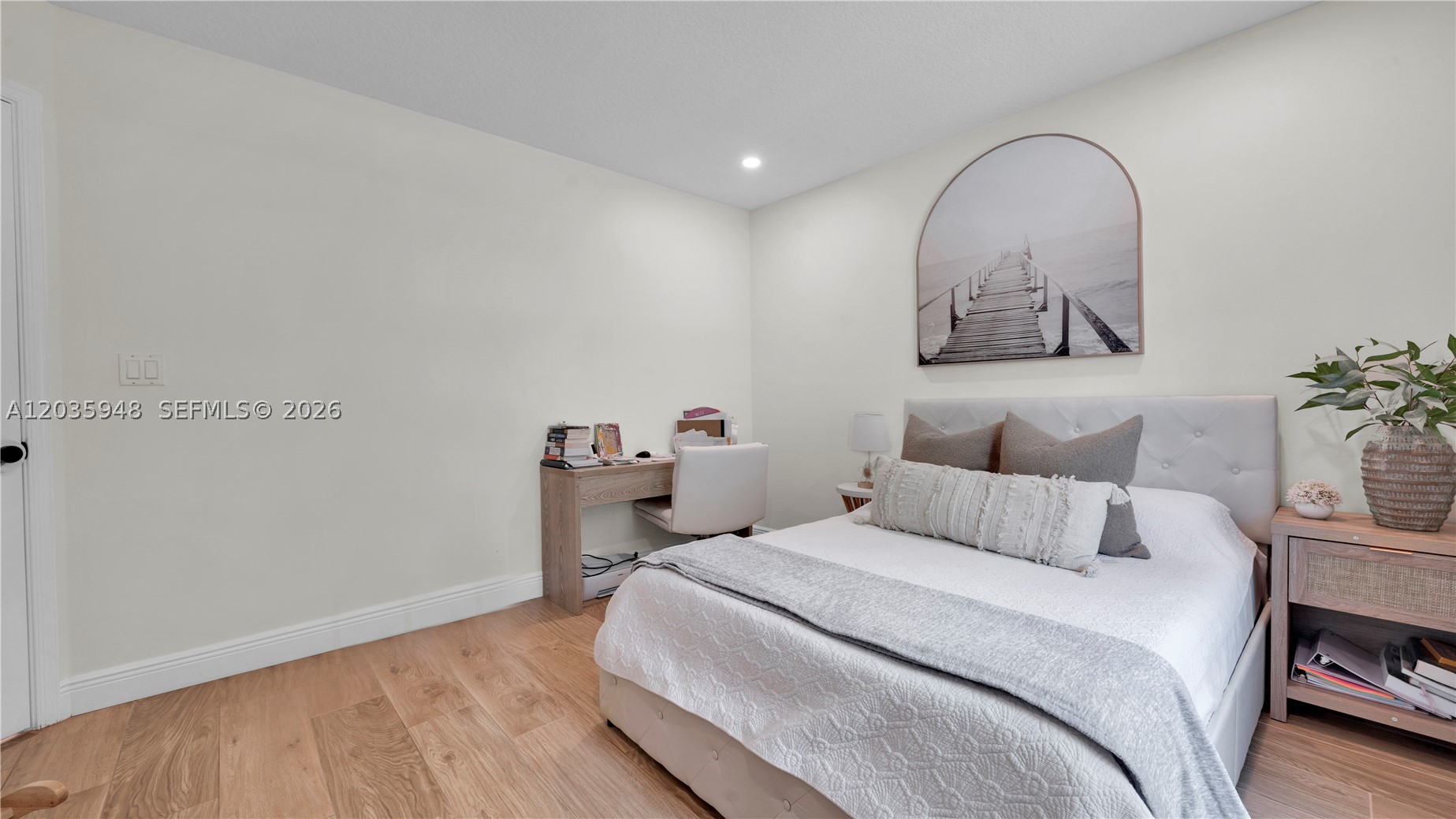 KENSINGTON - Residential