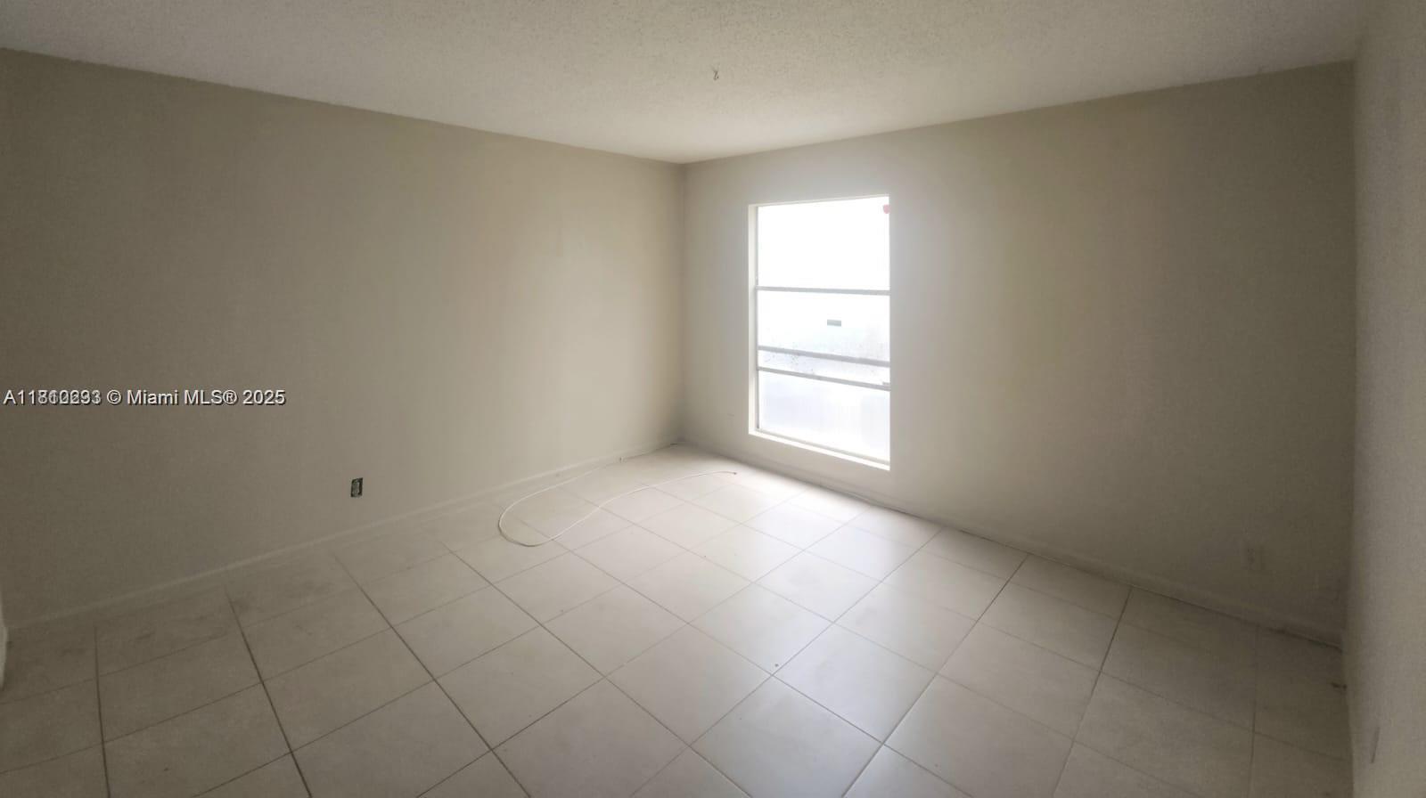 CROSS CREEK CONDO - Residential