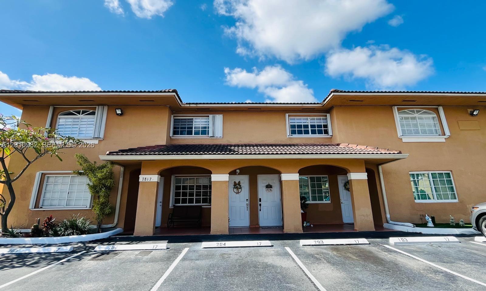 WEST POINCIANA VILLAS CON - Residential