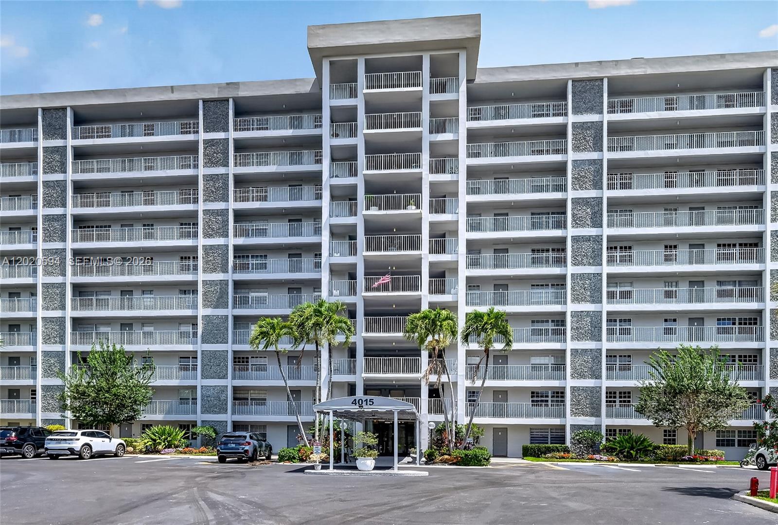 NO 104 PALM-AIRE COUNTRY - Residential